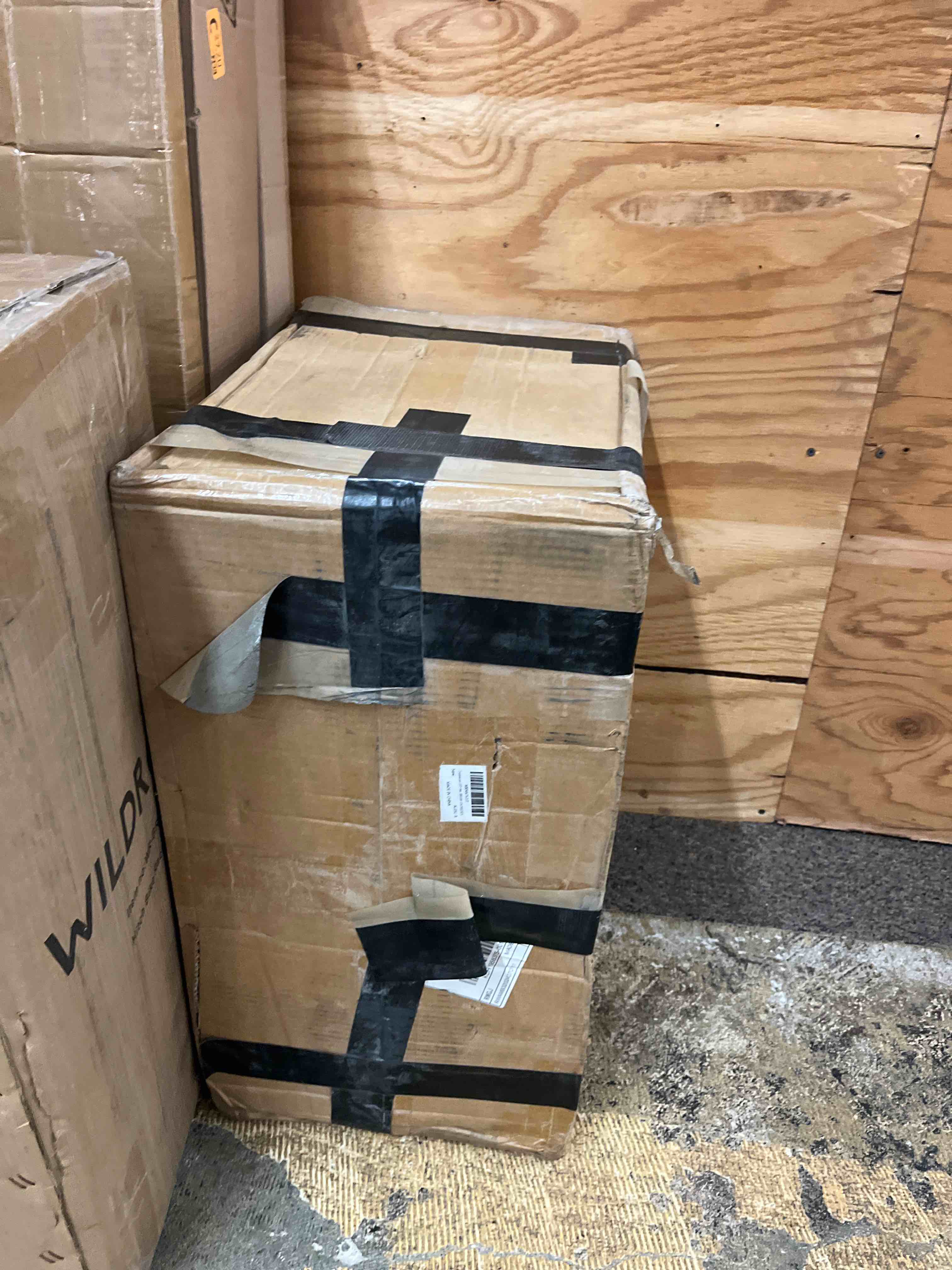 https://s3.amazonaws.com/lotting-images-prod/phillipi/RED4440015_1730808628371.jpeg