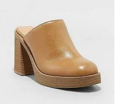 Women's Tess Platform Mule Heels - Universal Thread Tan 10