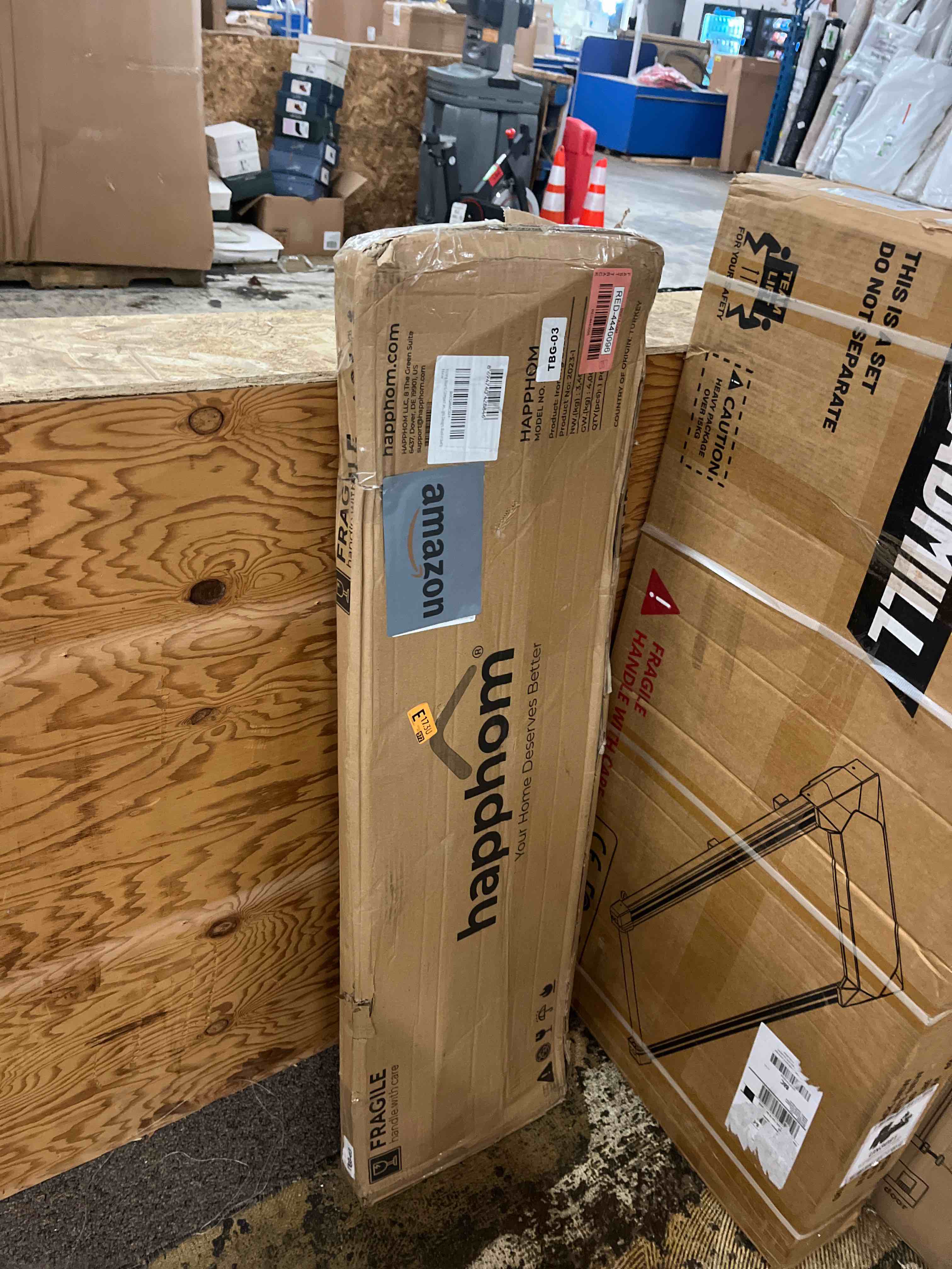 https://s3.amazonaws.com/lotting-images-prod/phillipi/RED4440096_1730887672822.jpeg