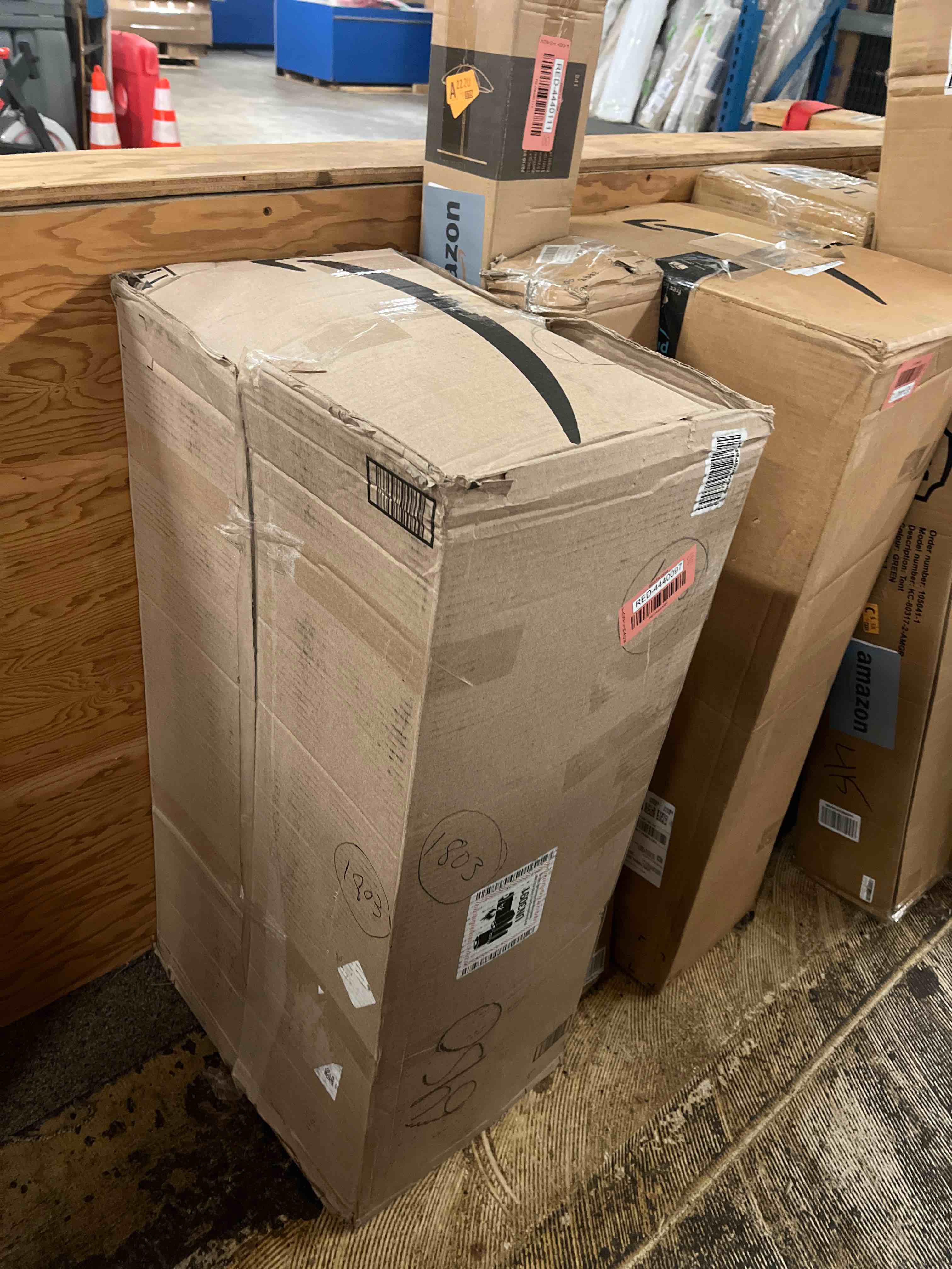 https://s3.amazonaws.com/lotting-images-prod/phillipi/RED4440097_1730886663722.jpeg