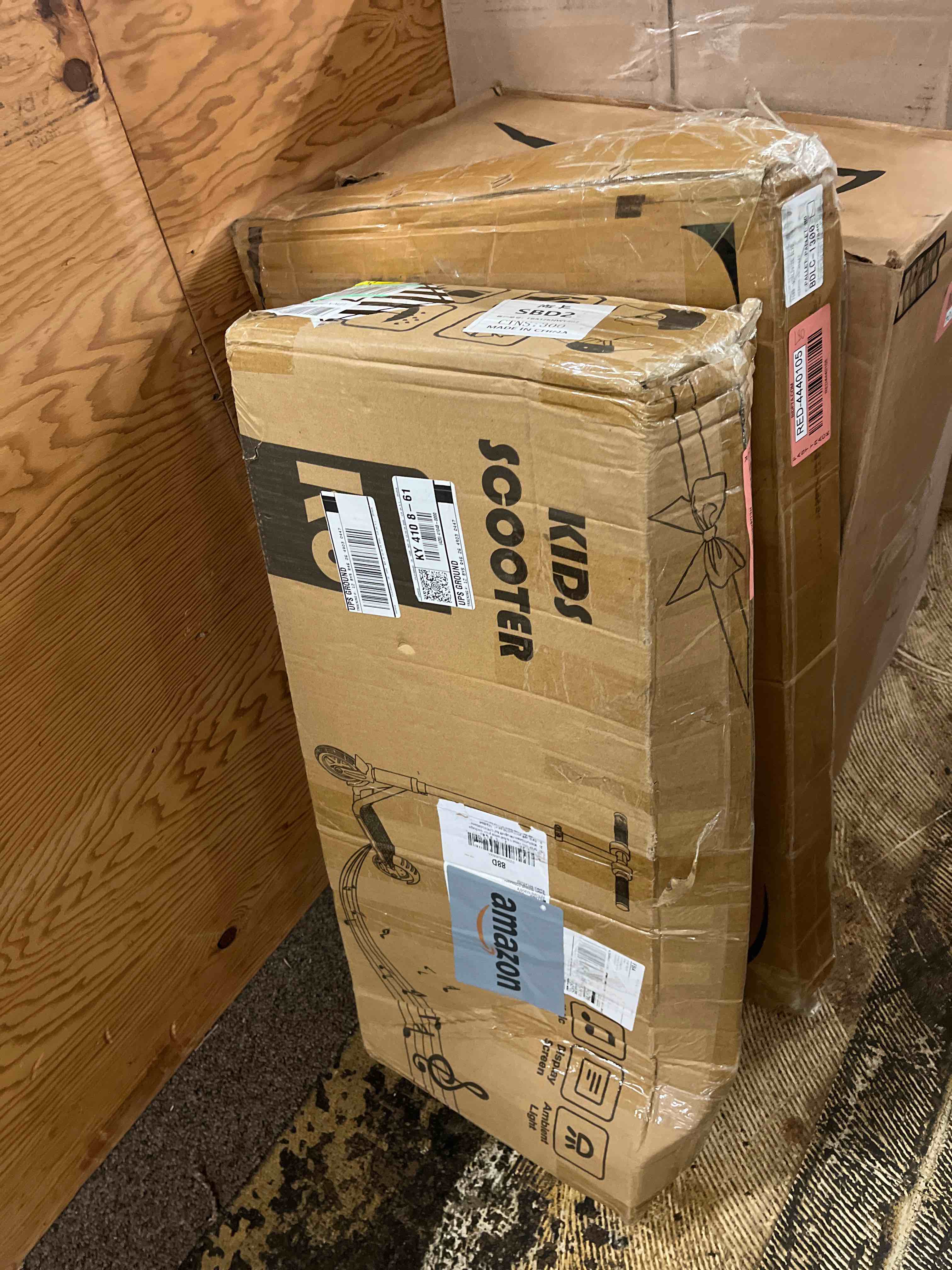 https://s3.amazonaws.com/lotting-images-prod/phillipi/RED4440106_1730886899959.jpeg