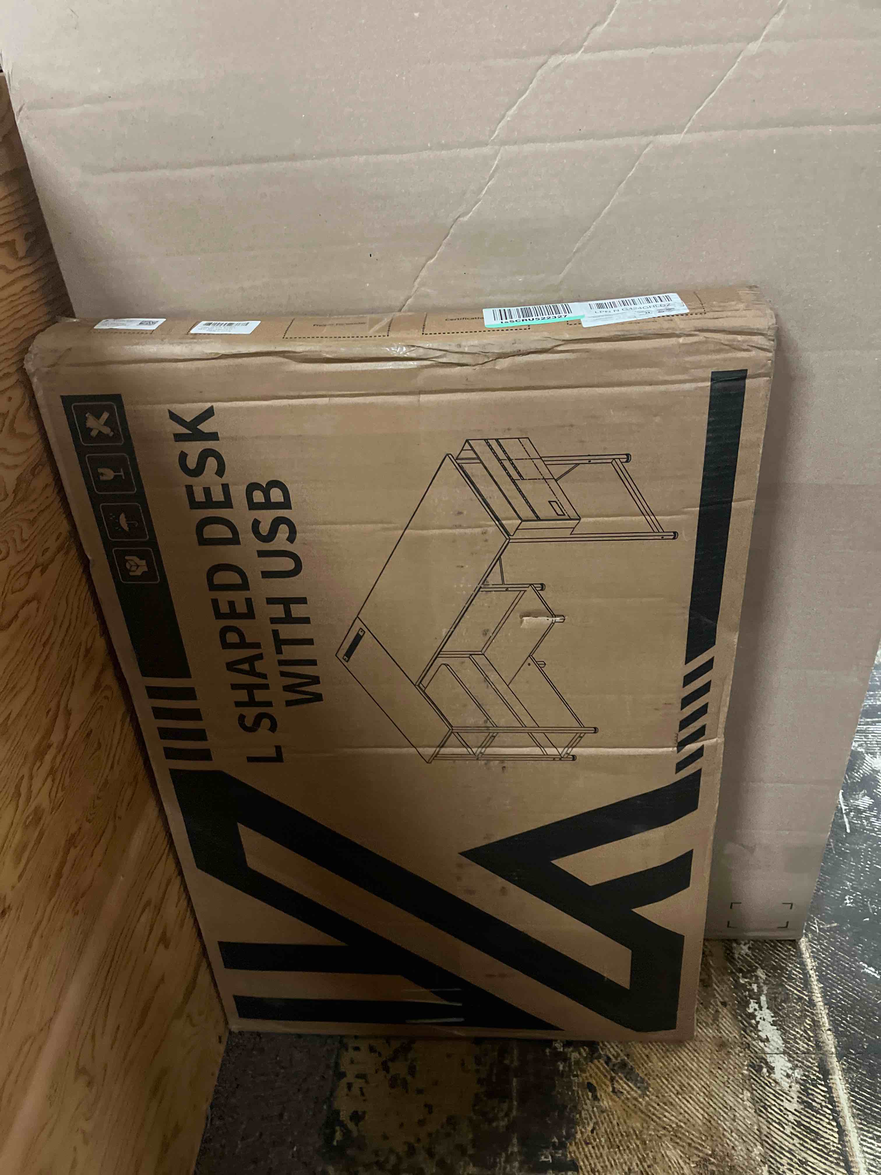 https://s3.amazonaws.com/lotting-images-prod/phillipi/RED4440115_1730885791325.jpeg
