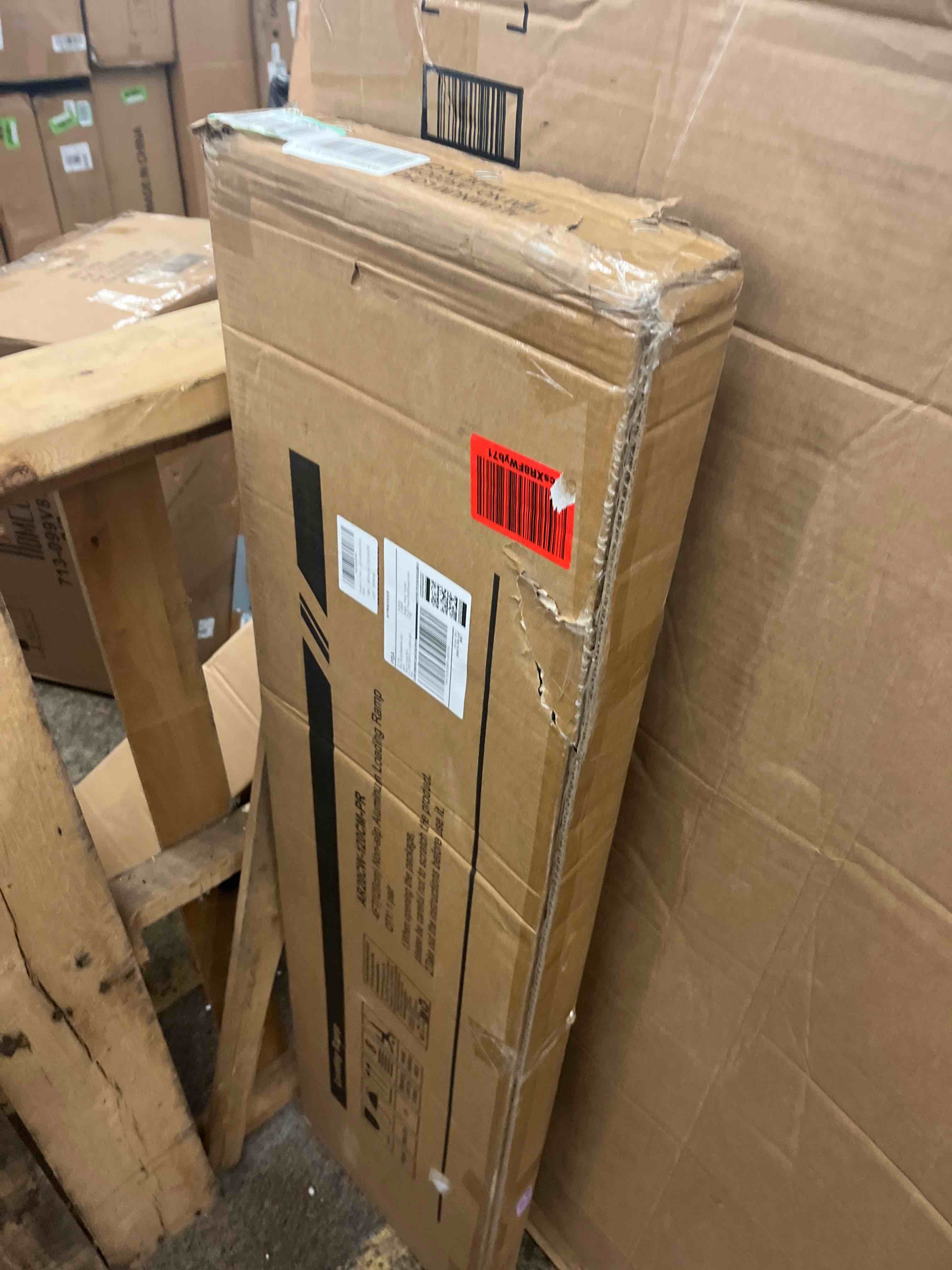 https://s3.amazonaws.com/lotting-images-prod/phillipi/RED4440193_1730997231835.jpeg