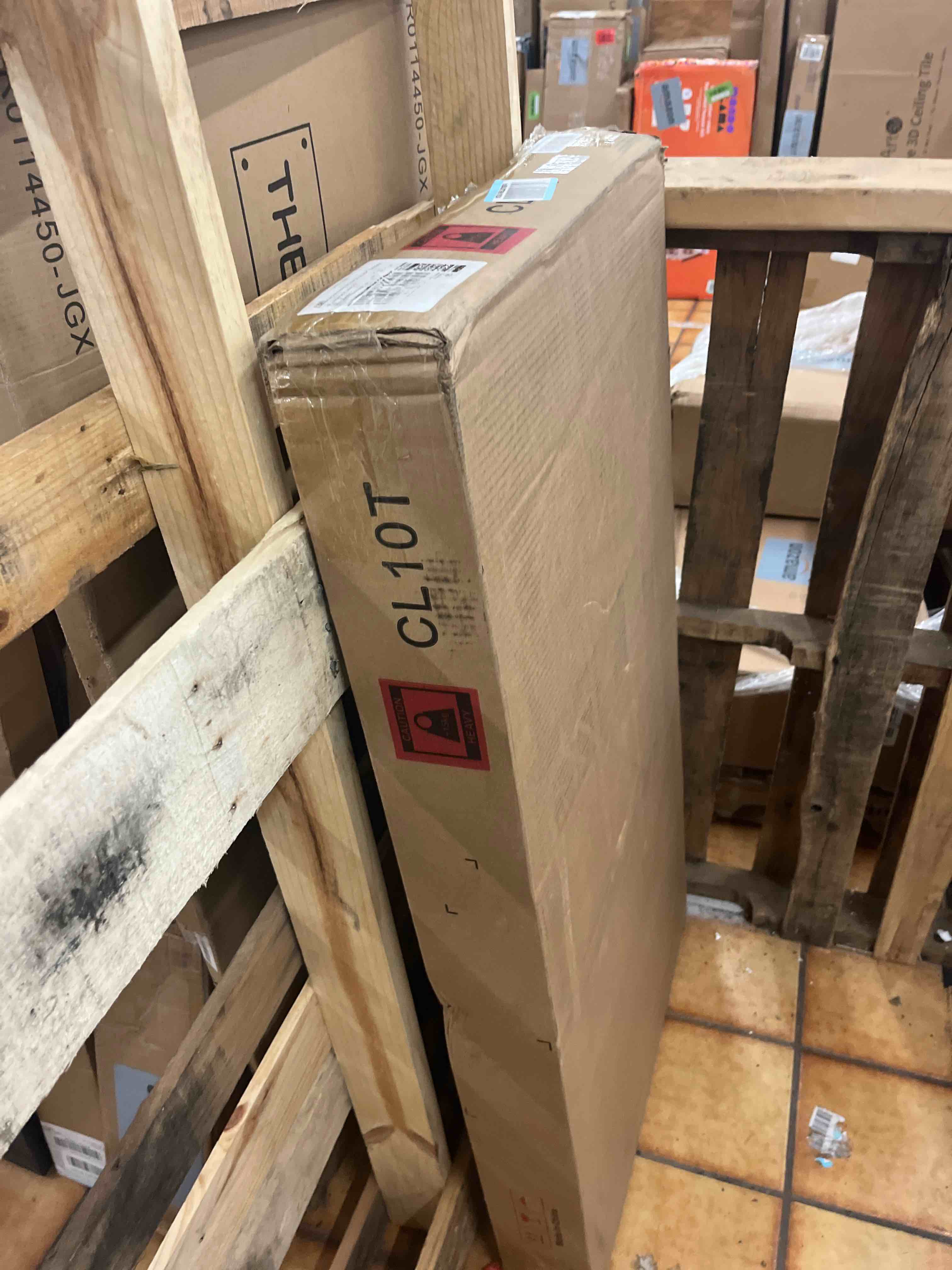 https://s3.amazonaws.com/lotting-images-prod/phillipi/RED4440244_1730999579717.jpeg