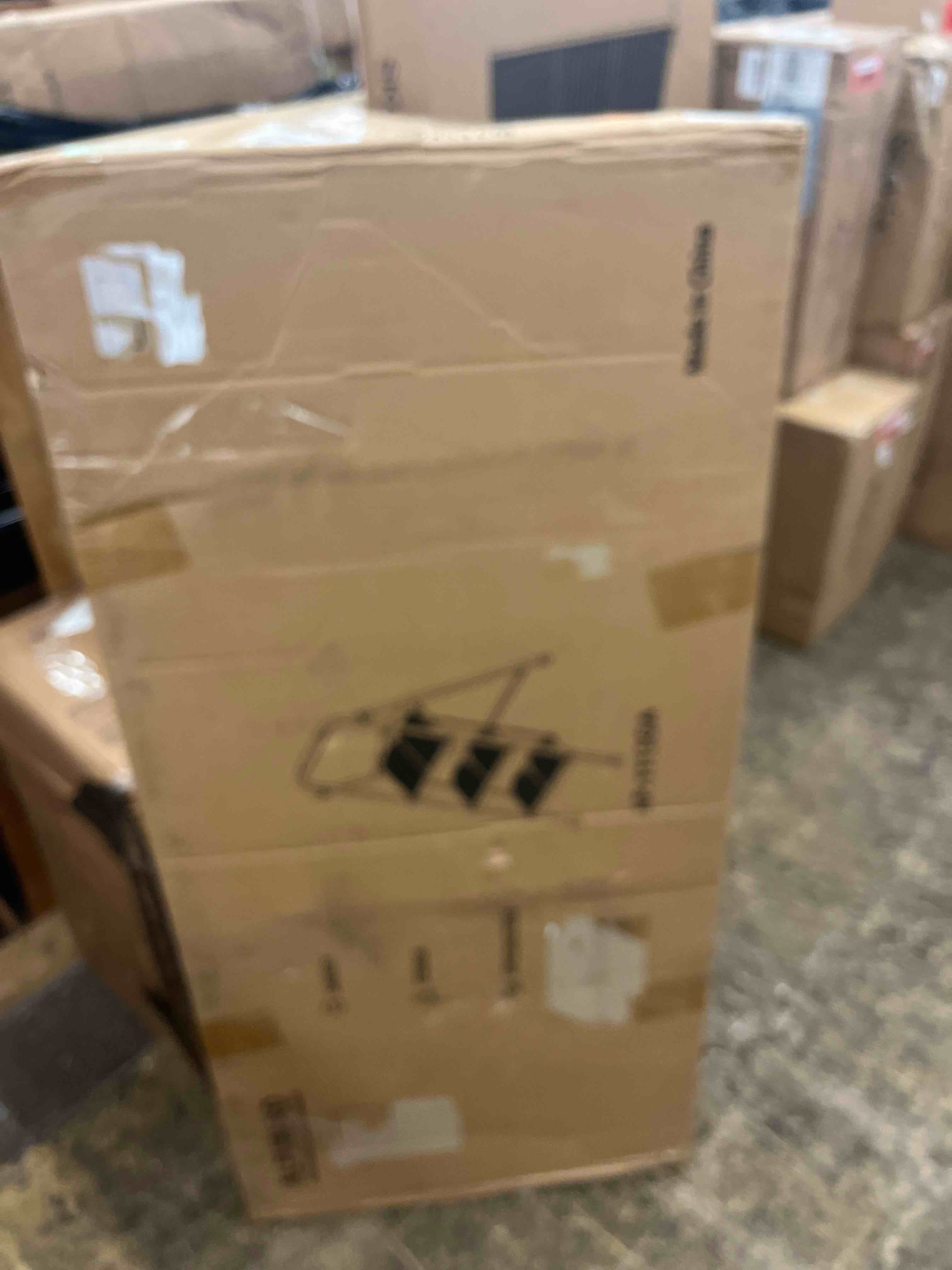 https://s3.amazonaws.com/lotting-images-prod/phillipi/RED4440258_1730998204838.jpeg