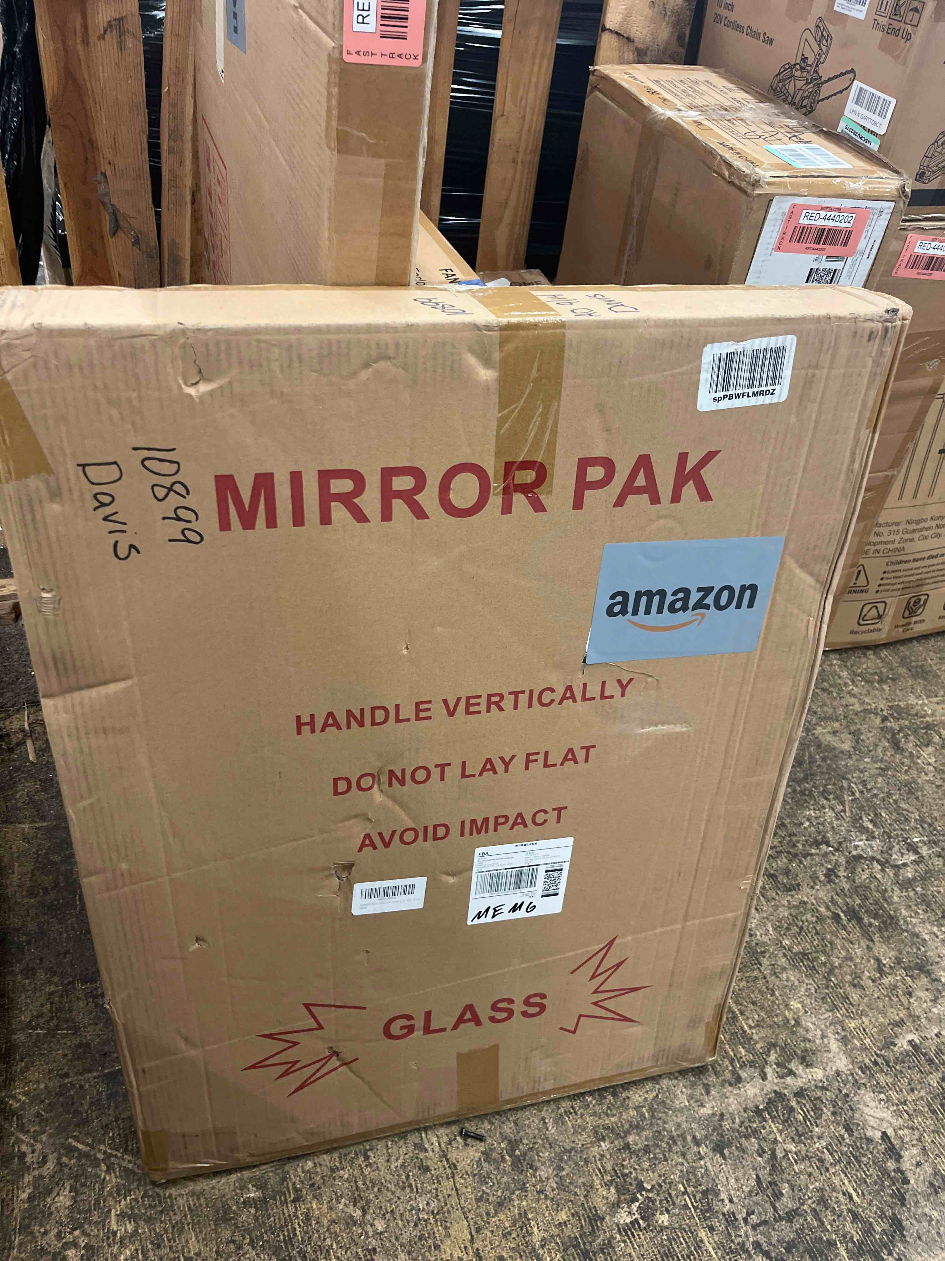 https://s3.amazonaws.com/lotting-images-prod/phillipi/RED4440262_1730998565845.jpeg