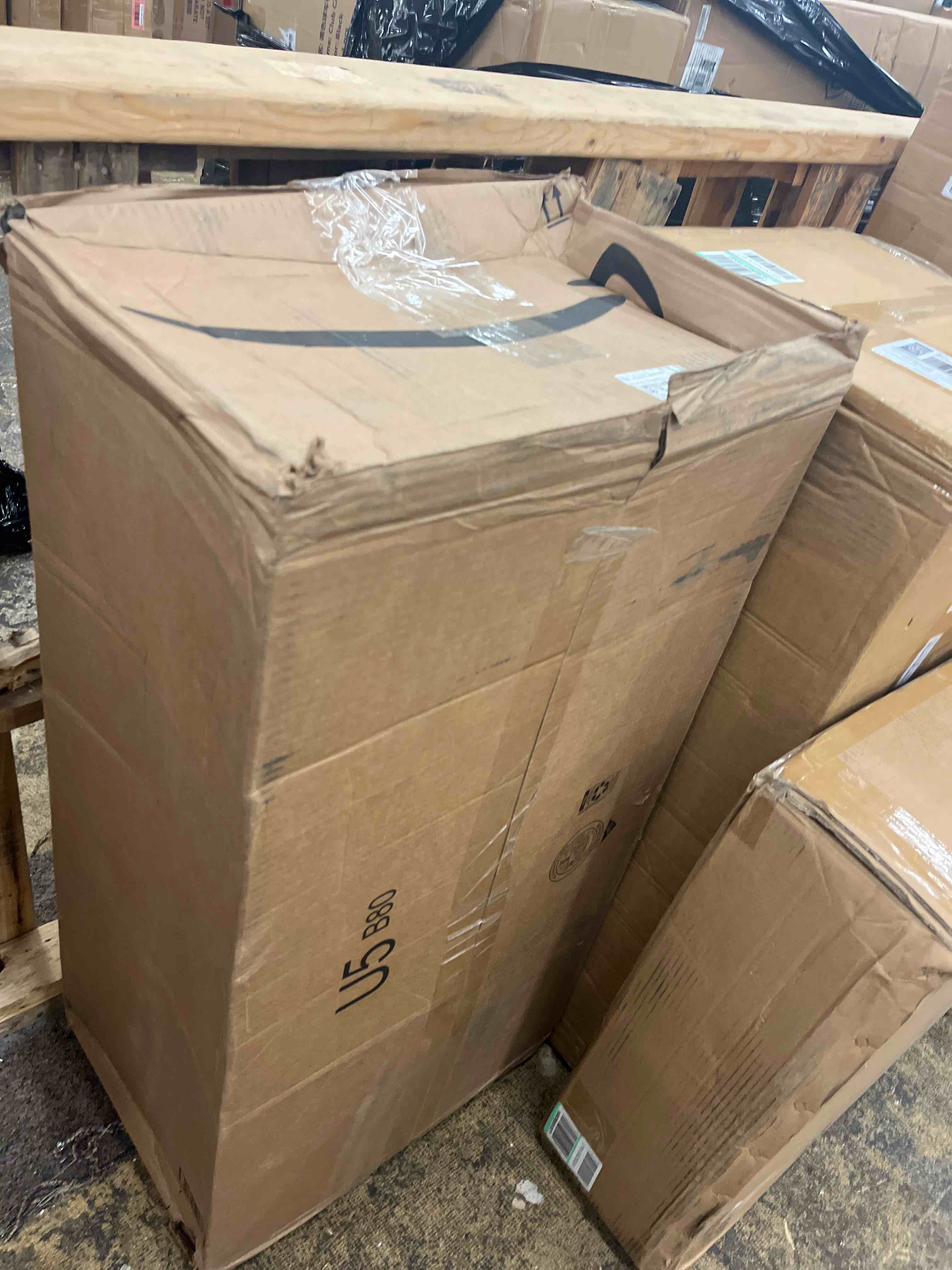 https://s3.amazonaws.com/lotting-images-prod/phillipi/RED4440266_1730999107756.jpeg