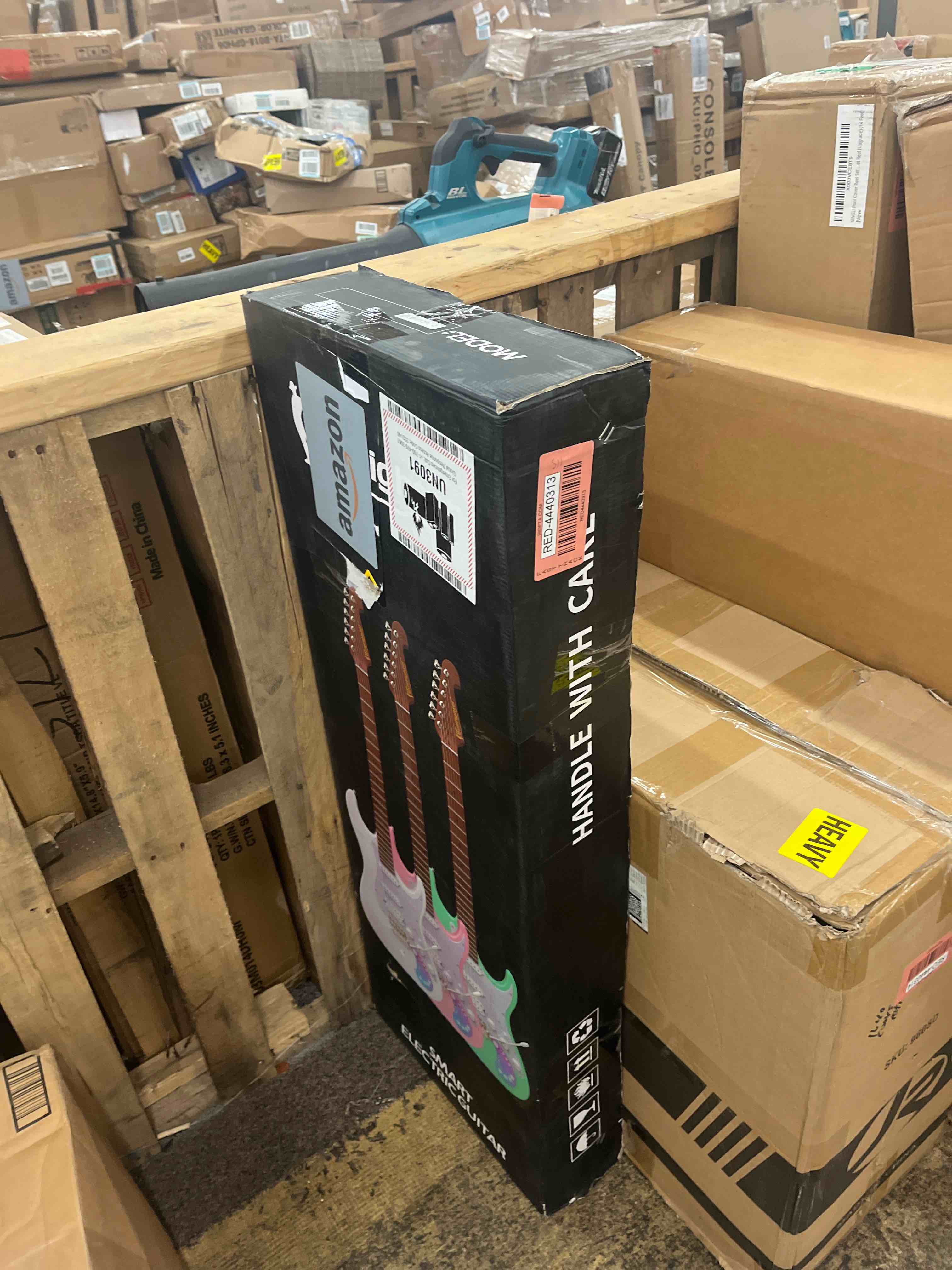 https://s3.amazonaws.com/lotting-images-prod/phillipi/RED4440313_1731011858570.jpeg