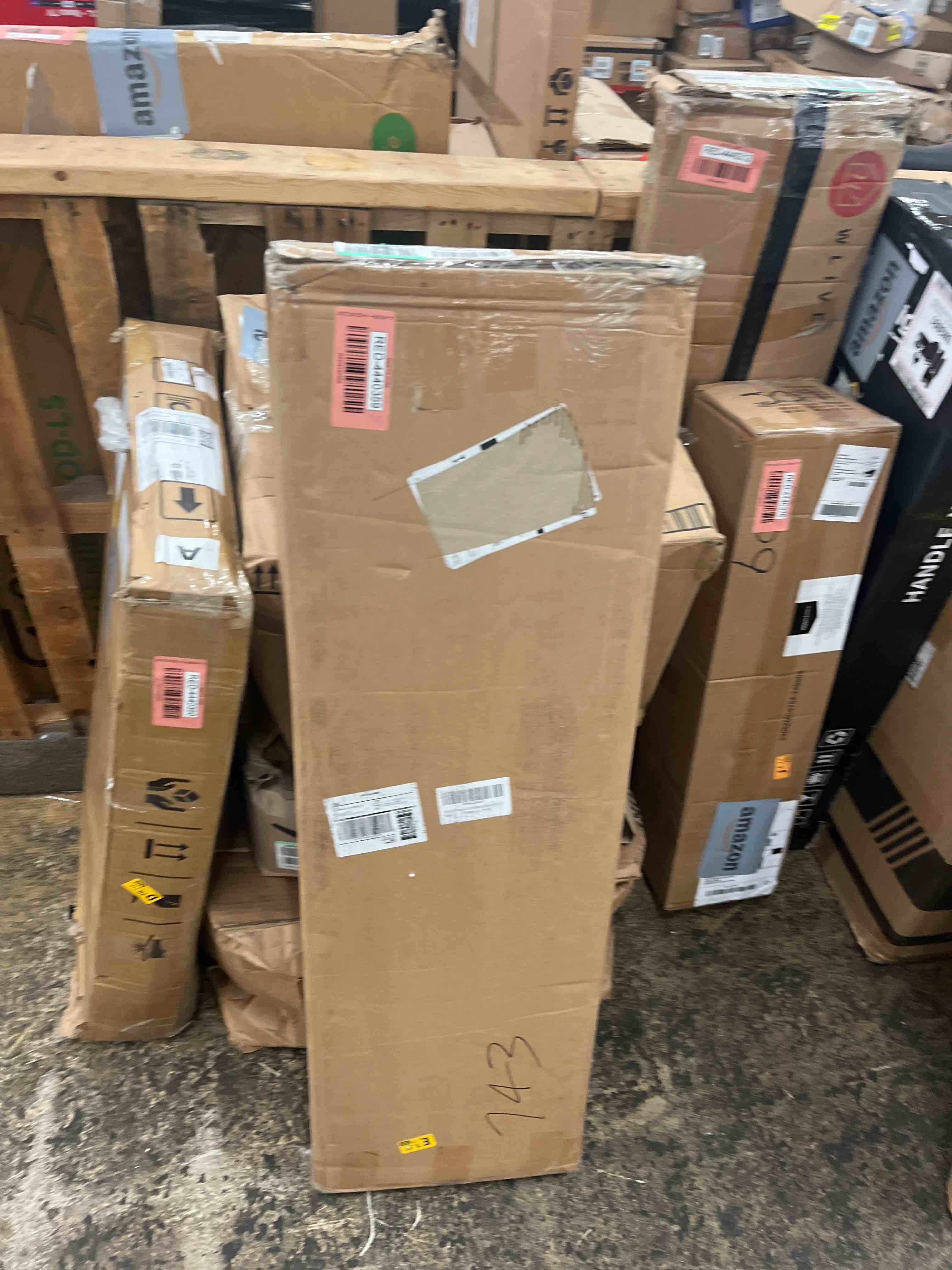 https://s3.amazonaws.com/lotting-images-prod/phillipi/RED4440359_1731013968001.jpeg