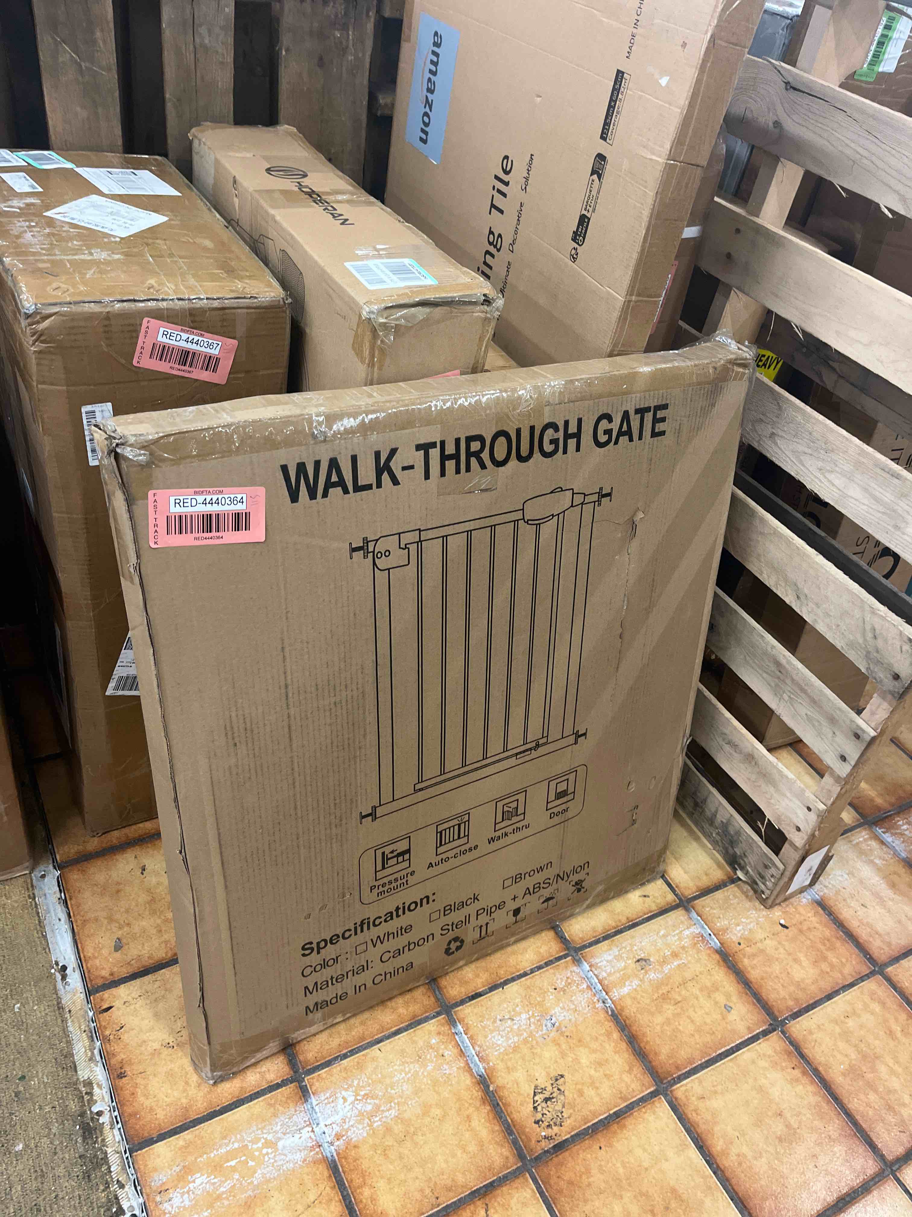 https://s3.amazonaws.com/lotting-images-prod/phillipi/RED4440364_1731013551059.jpeg