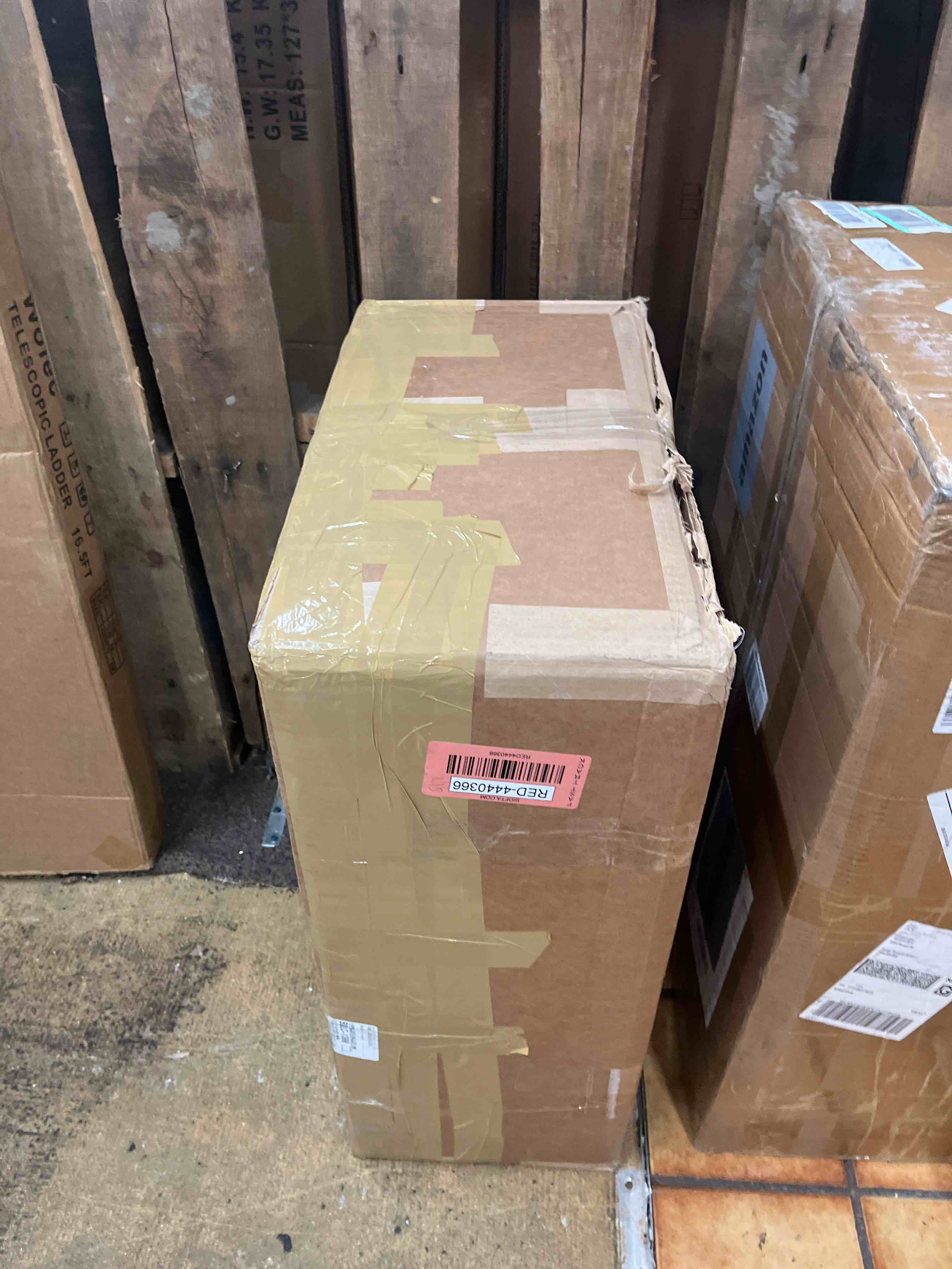 https://s3.amazonaws.com/lotting-images-prod/phillipi/RED4440366_1731013333056.jpeg