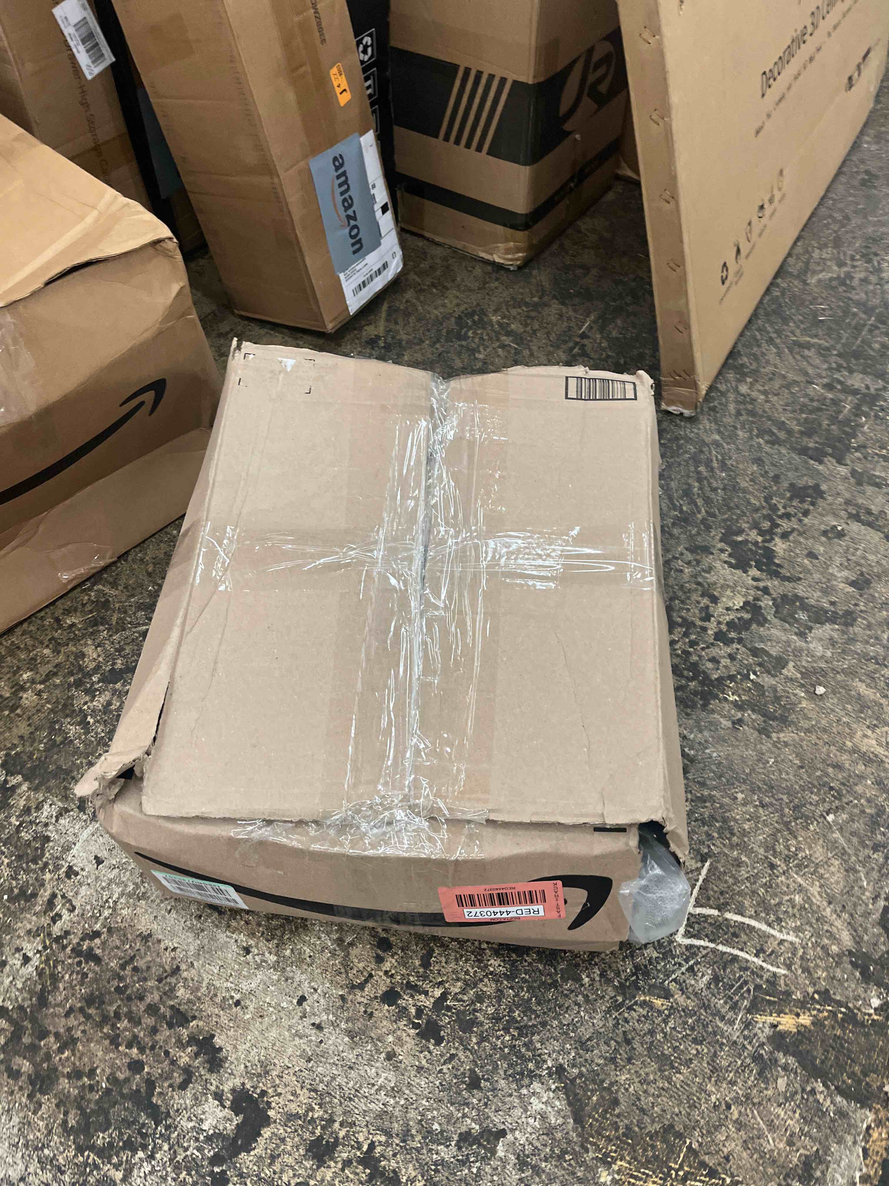 https://s3.amazonaws.com/lotting-images-prod/phillipi/RED4440372_1731012833565.jpeg