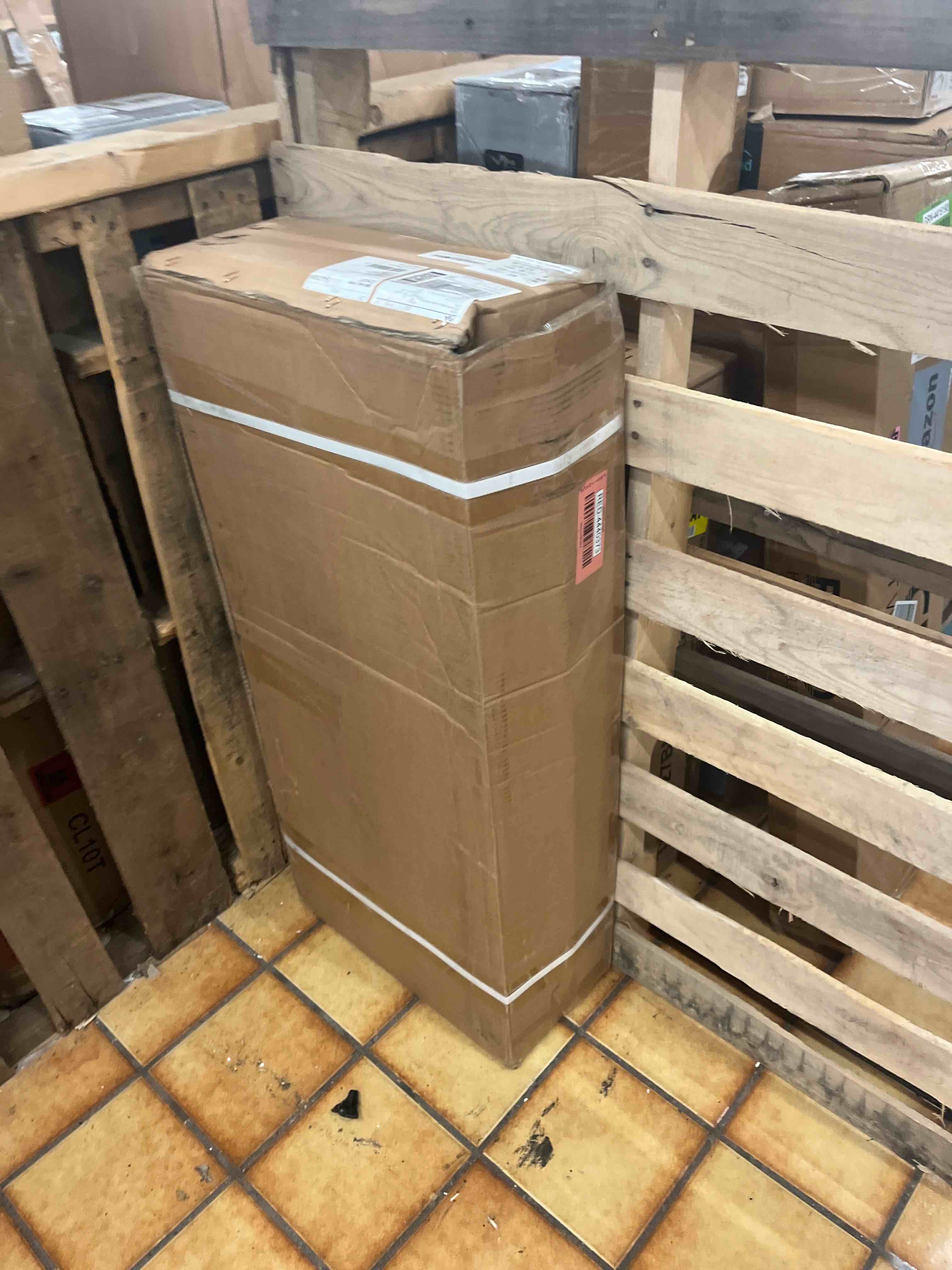 https://s3.amazonaws.com/lotting-images-prod/phillipi/RED4440373_1731012634142.jpeg