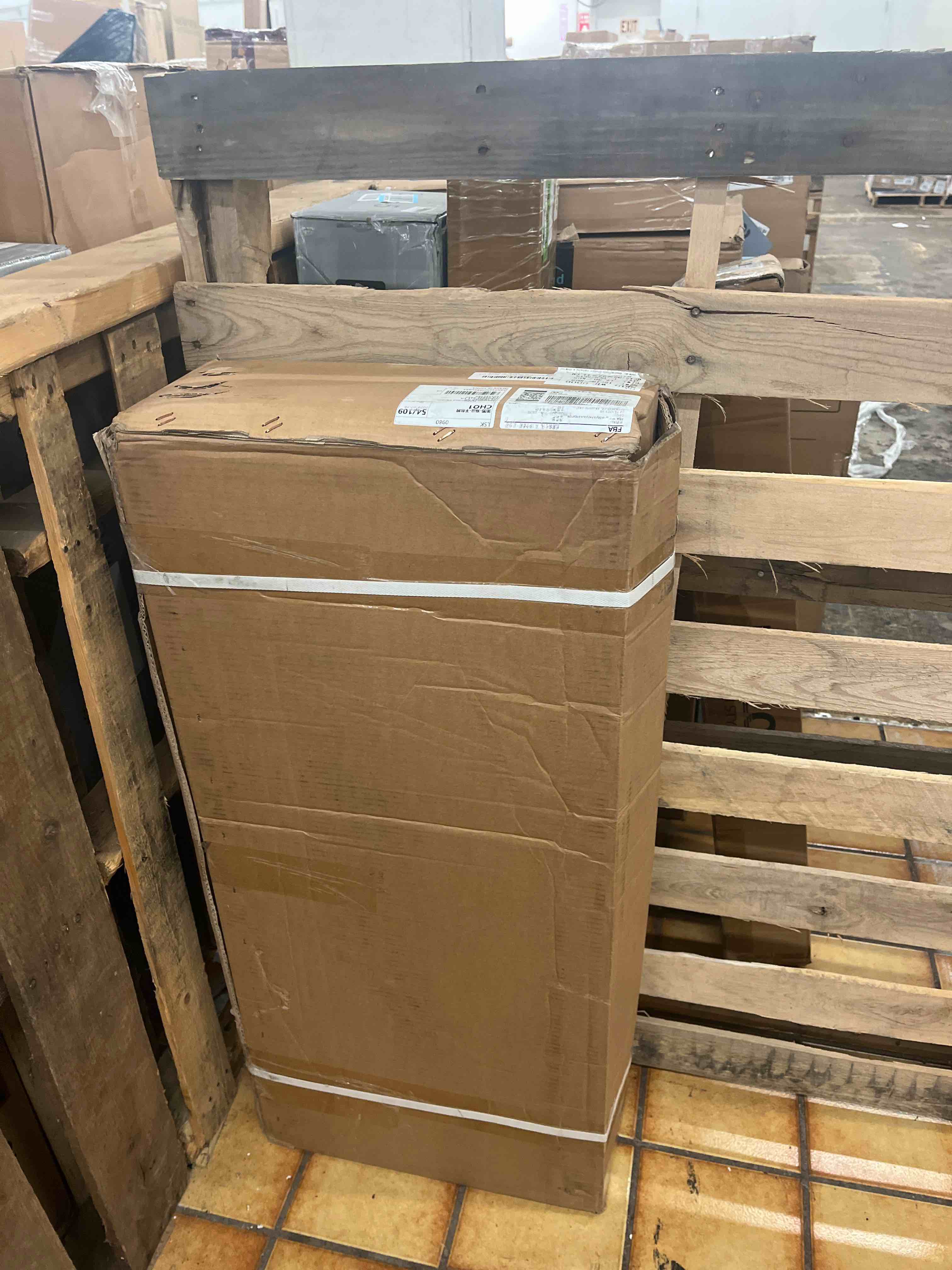 https://s3.amazonaws.com/lotting-images-prod/phillipi/RED4440373_1731012636220.jpeg