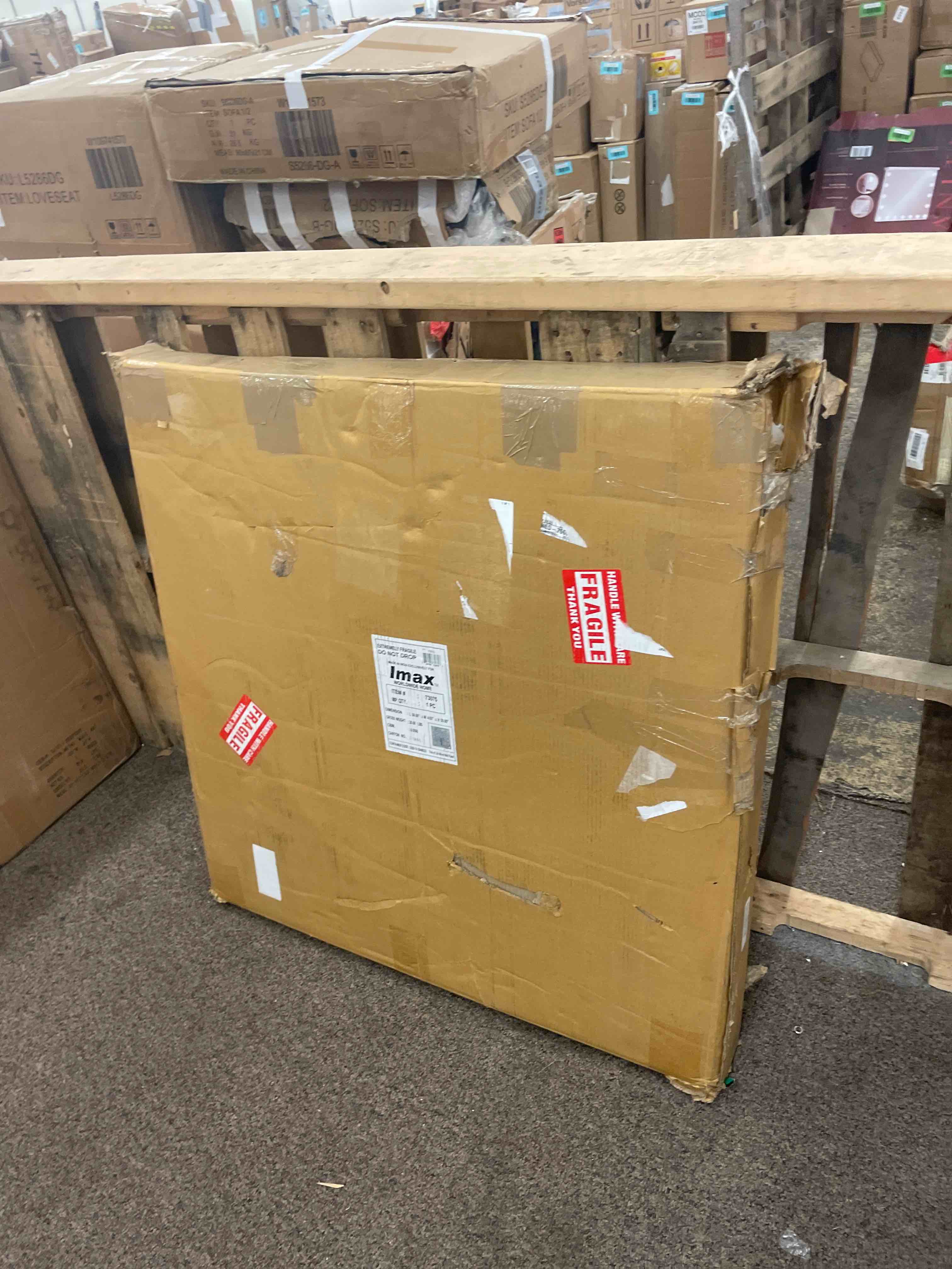 https://s3.amazonaws.com/lotting-images-prod/phillipi/RED4441083_1728544815807.jpeg