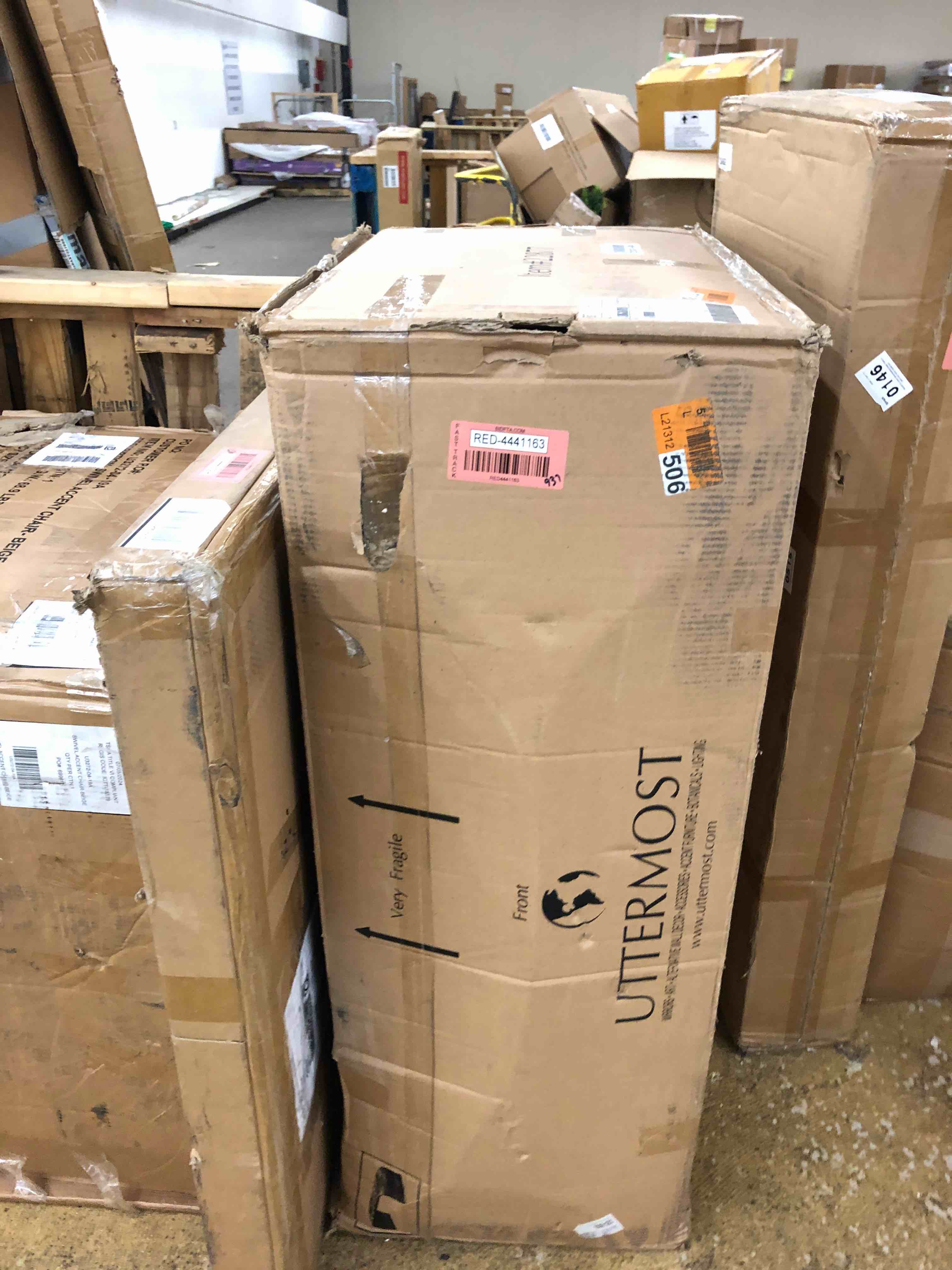 https://s3.amazonaws.com/lotting-images-prod/phillipi/RED4441163_1728913159209.jpeg