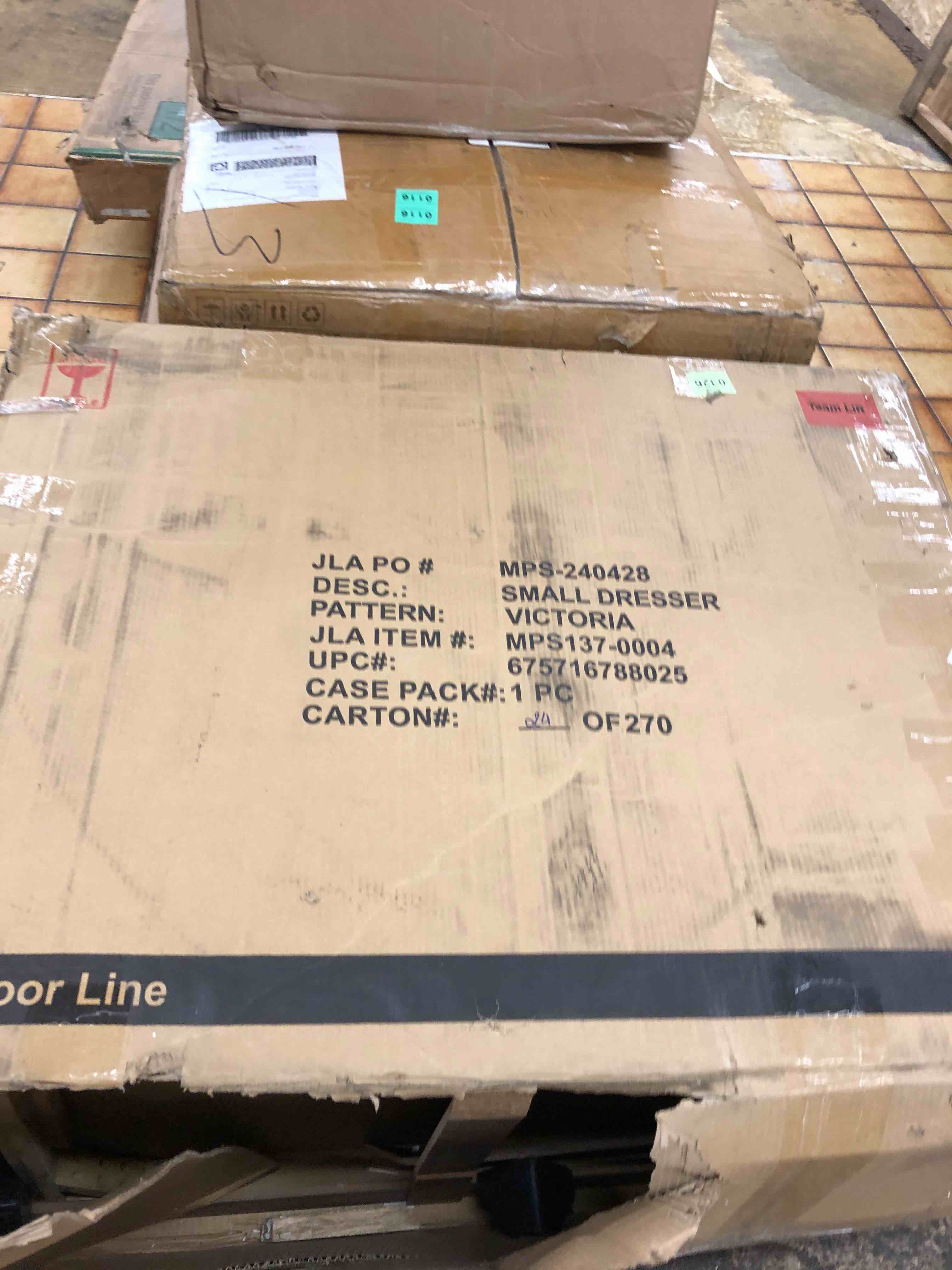 https://s3.amazonaws.com/lotting-images-prod/phillipi/RED4441188_1728917960079.jpeg