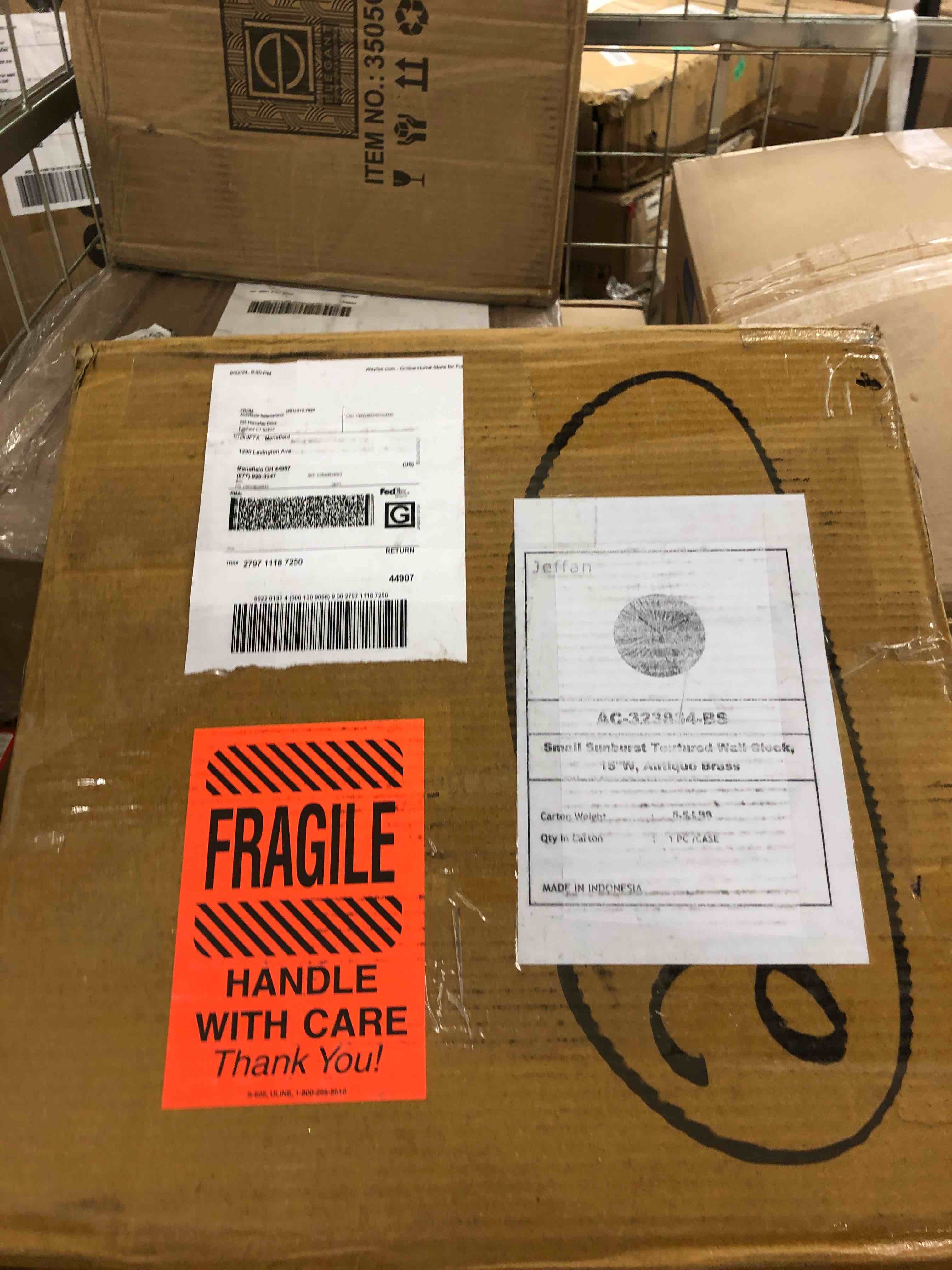 https://s3.amazonaws.com/lotting-images-prod/phillipi/RED4441195_1728924568531.jpeg