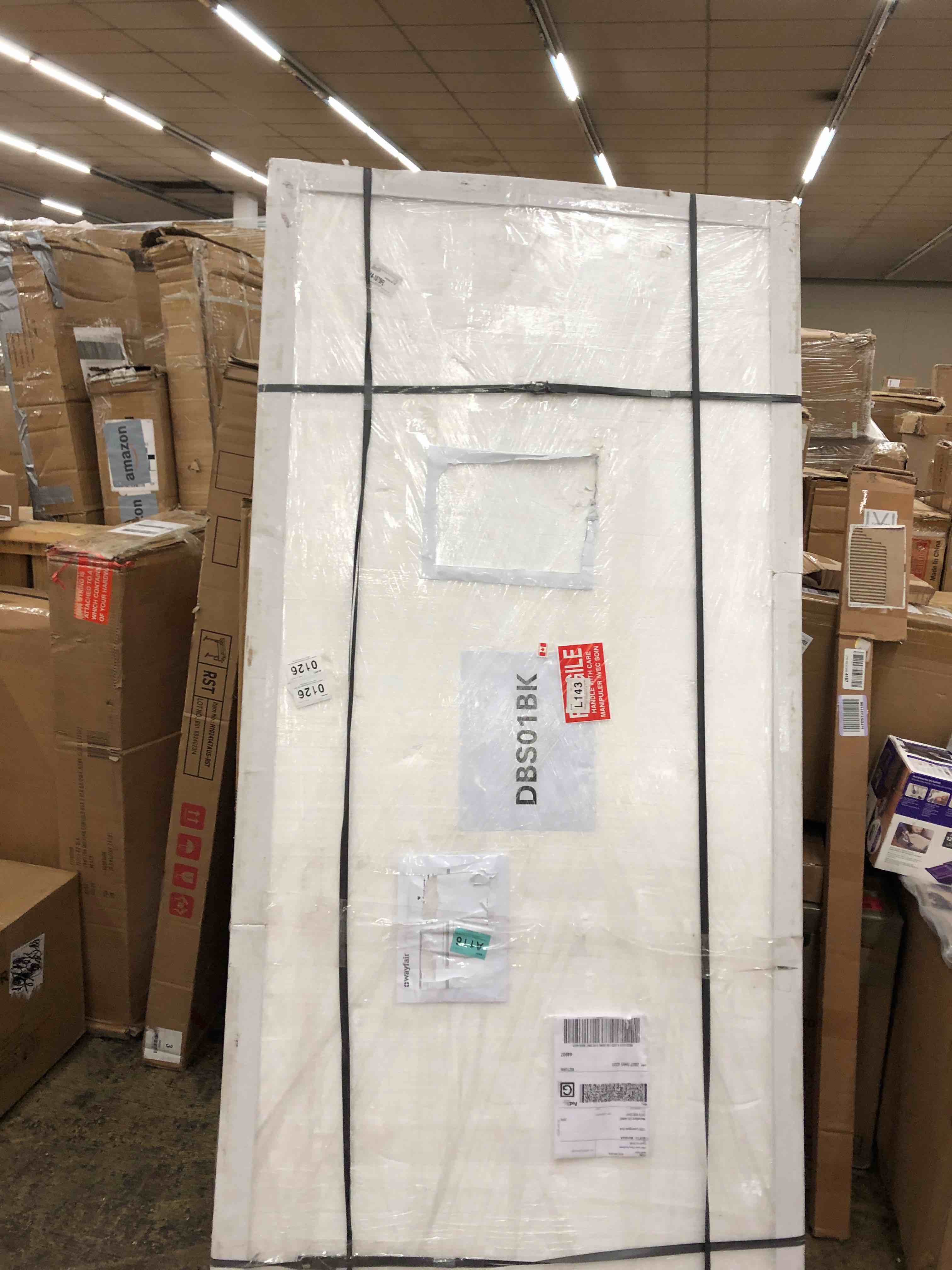 https://s3.amazonaws.com/lotting-images-prod/phillipi/RED4441753_1730472115726.jpeg