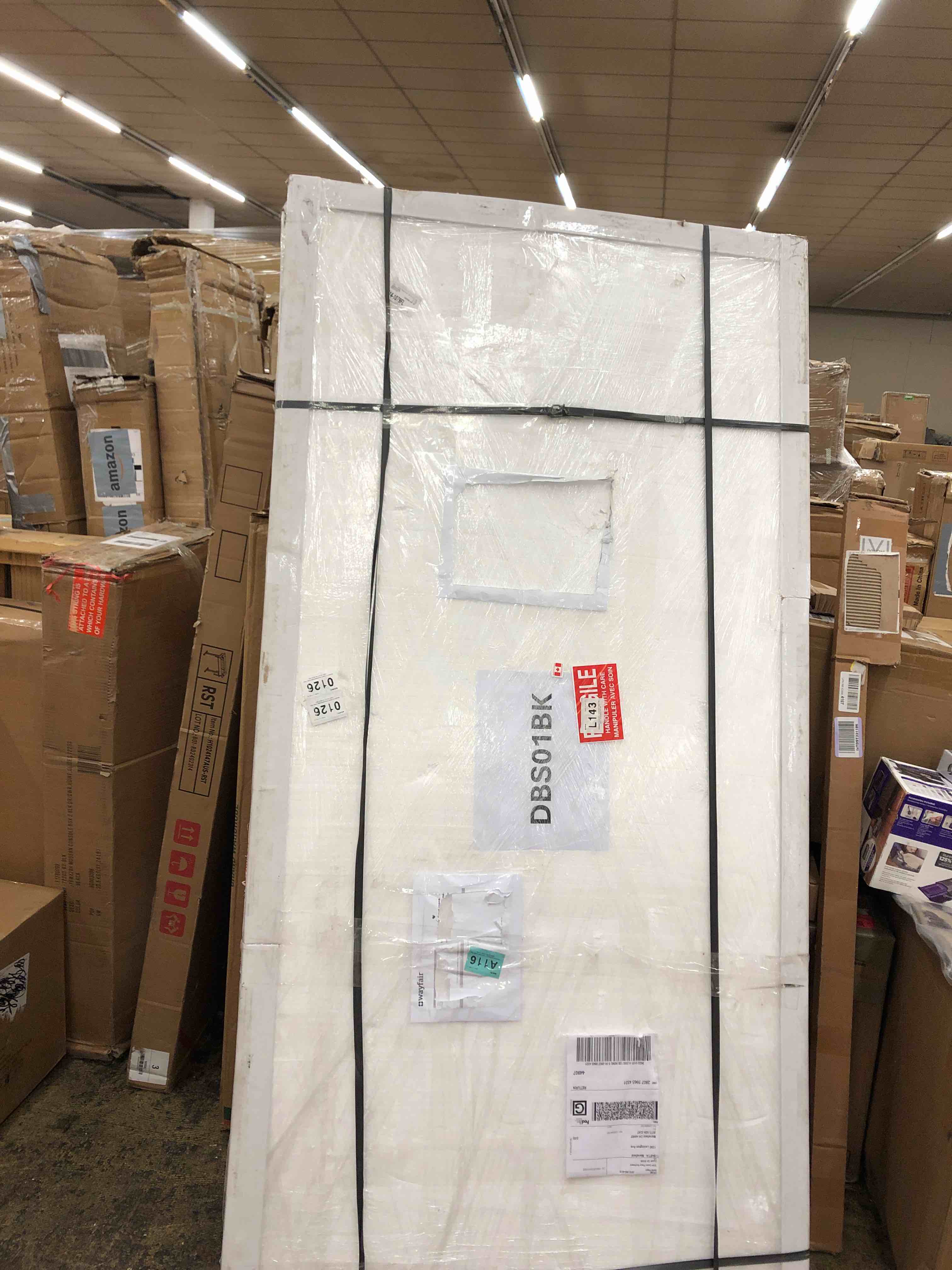 https://s3.amazonaws.com/lotting-images-prod/phillipi/RED4441753_1730472117005.jpeg