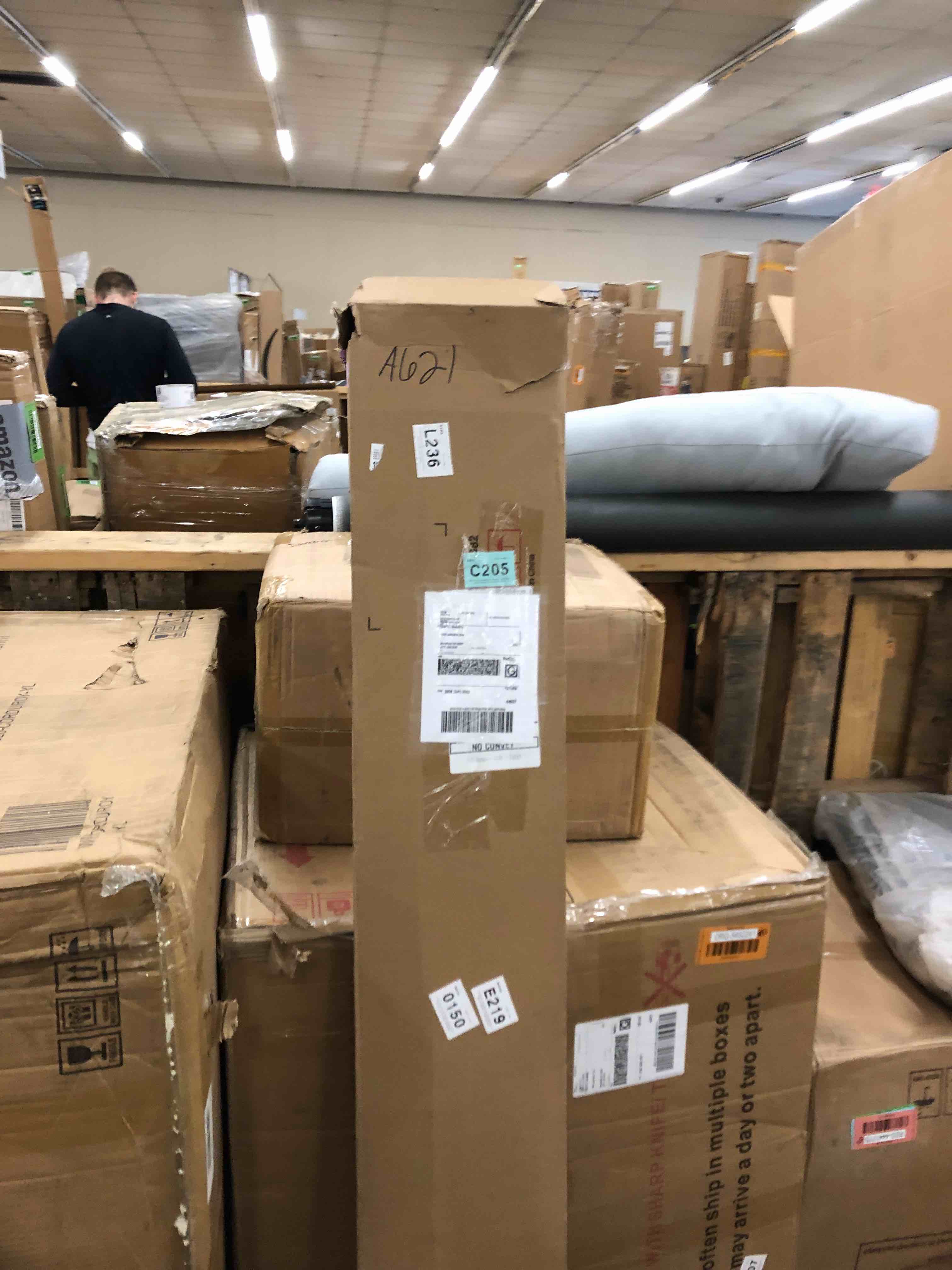 https://s3.amazonaws.com/lotting-images-prod/phillipi/RED4441772_1730474848810.jpeg