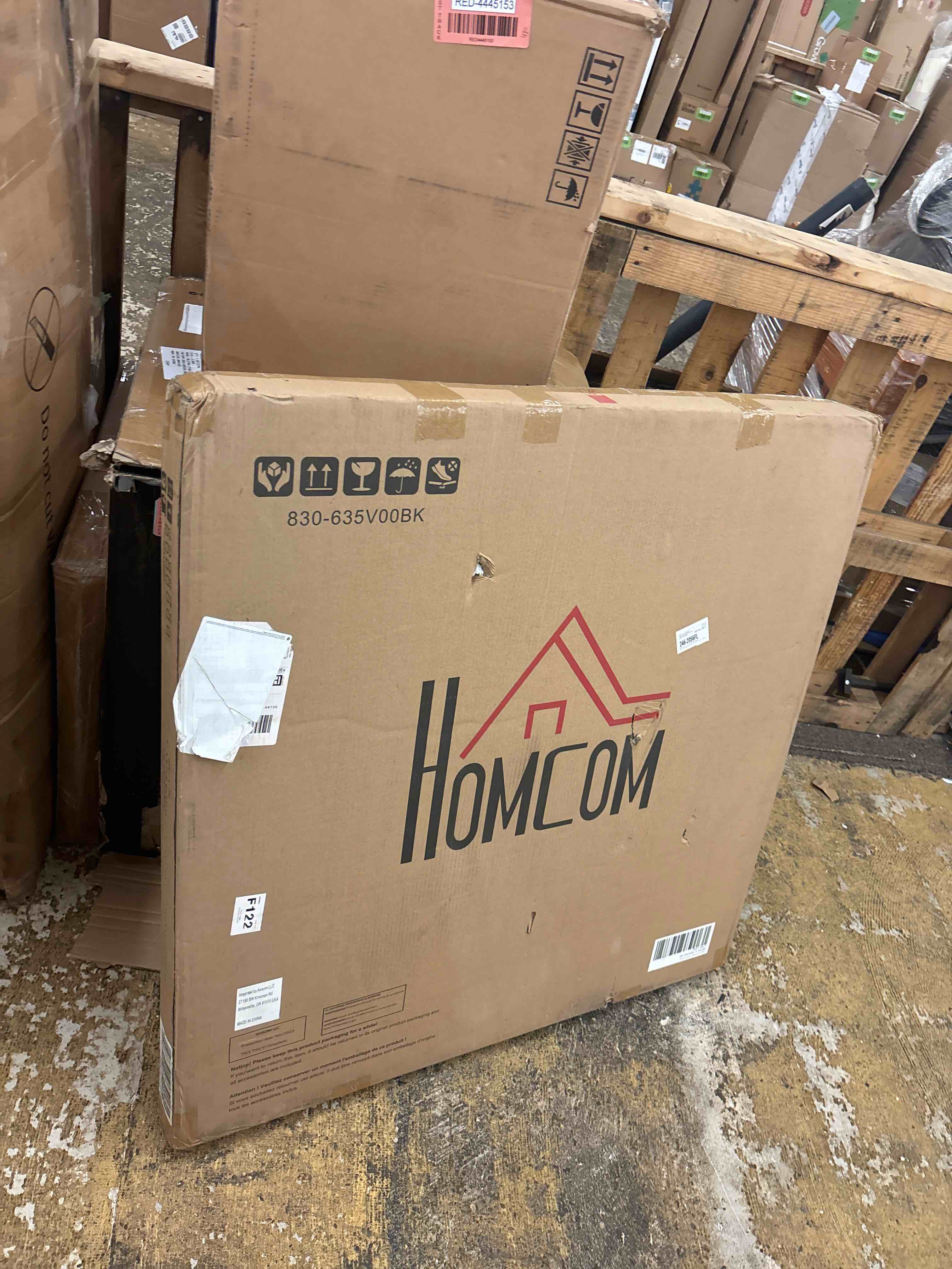 https://s3.amazonaws.com/lotting-images-prod/phillipi/RED4445155_1722949875689.jpeg