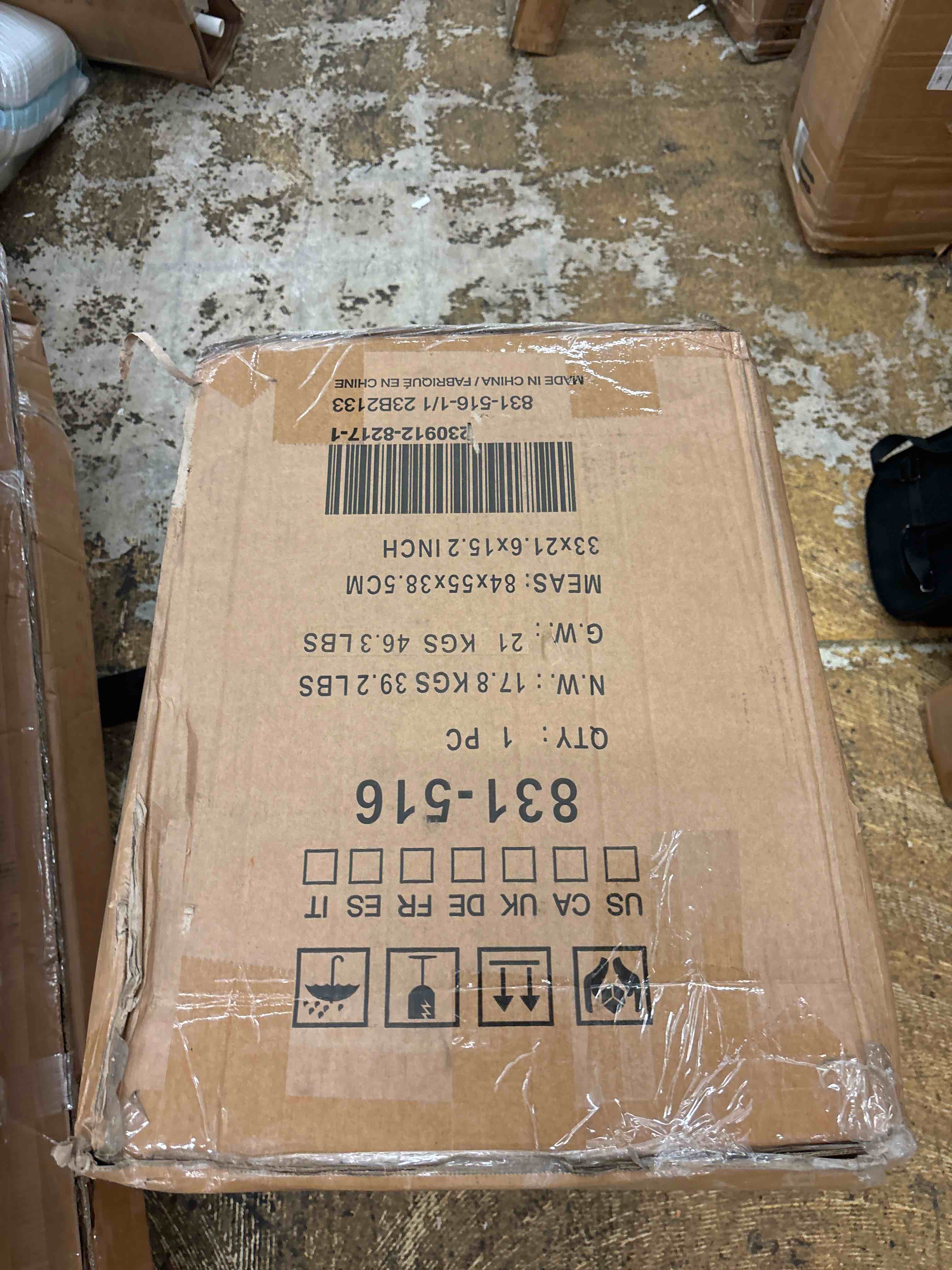 https://s3.amazonaws.com/lotting-images-prod/phillipi/RED4445178_1722951988816.jpeg
