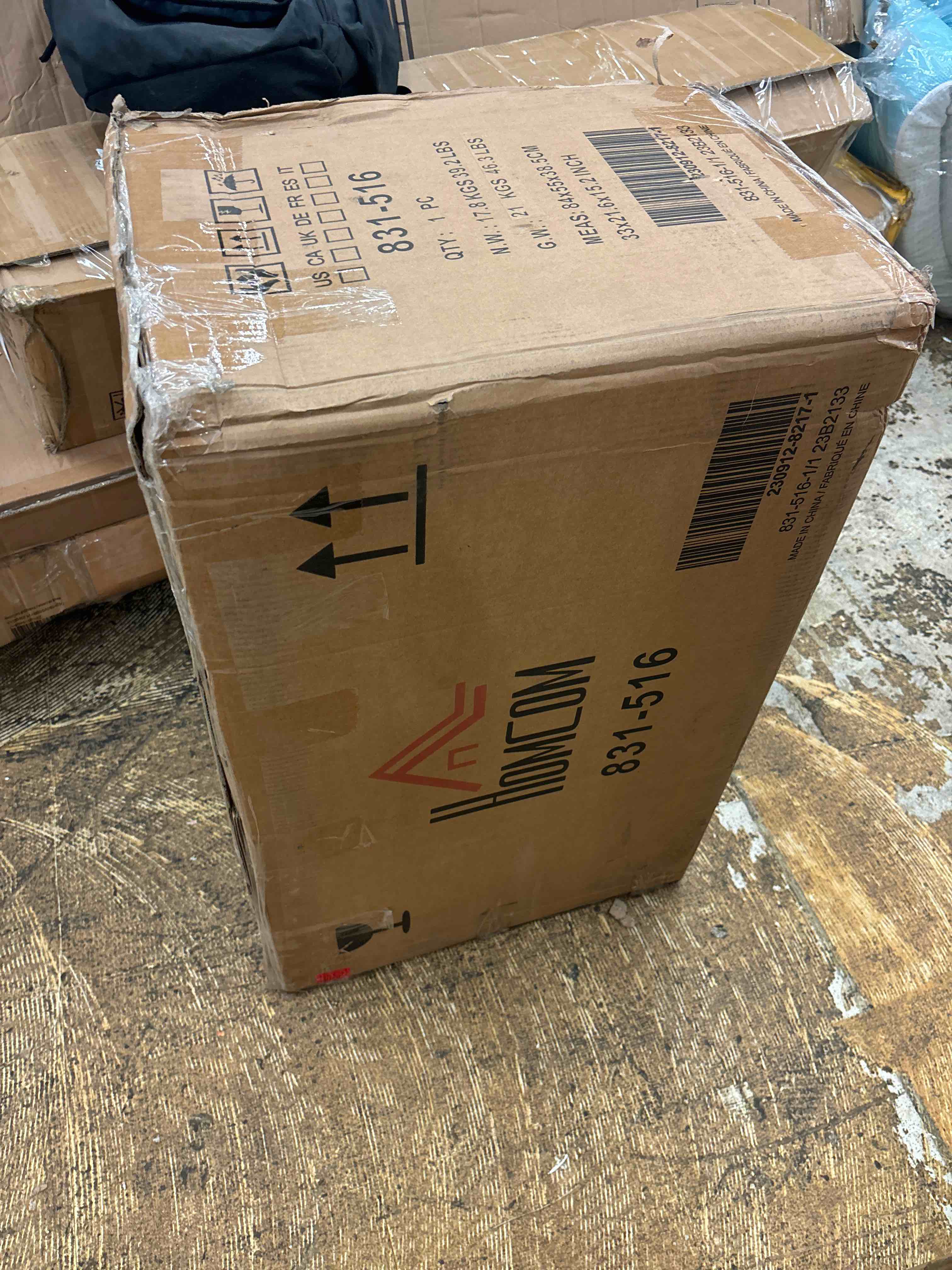 https://s3.amazonaws.com/lotting-images-prod/phillipi/RED4445178_1722951991724.jpeg