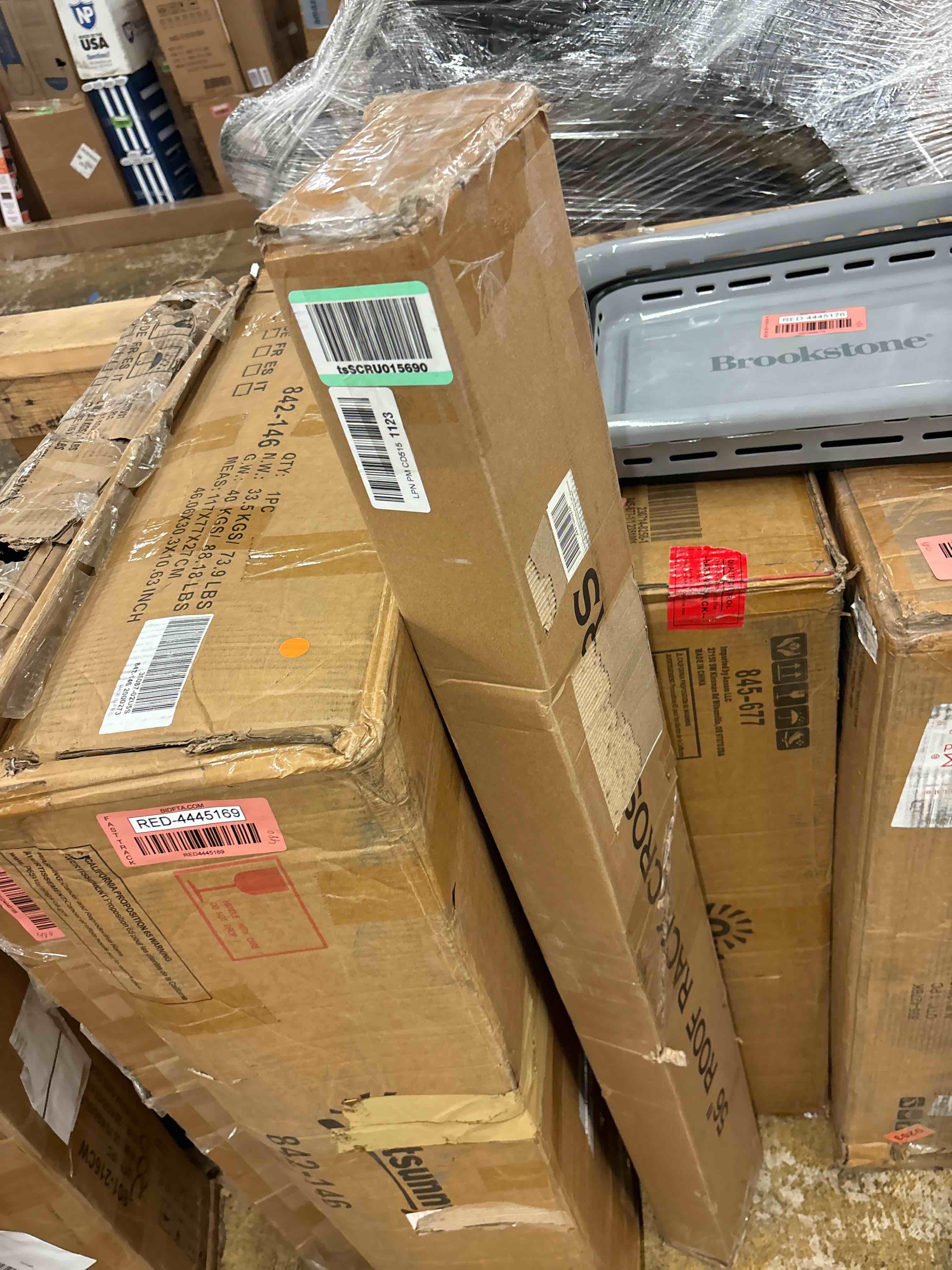 https://s3.amazonaws.com/lotting-images-prod/phillipi/RED4445181_1722952197759.jpeg