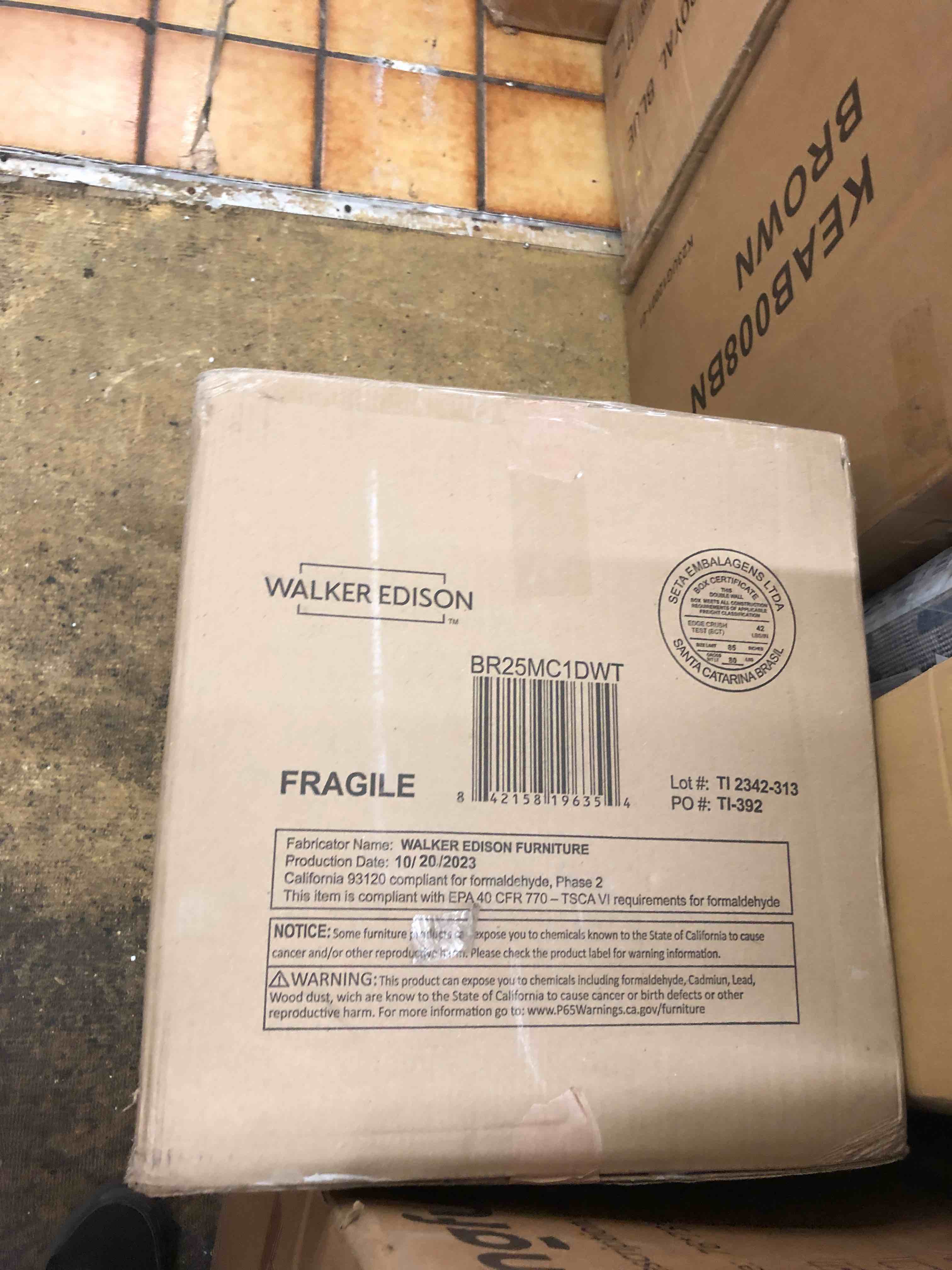 https://s3.amazonaws.com/lotting-images-prod/phillipi/RED4446655_1721881593218.jpeg