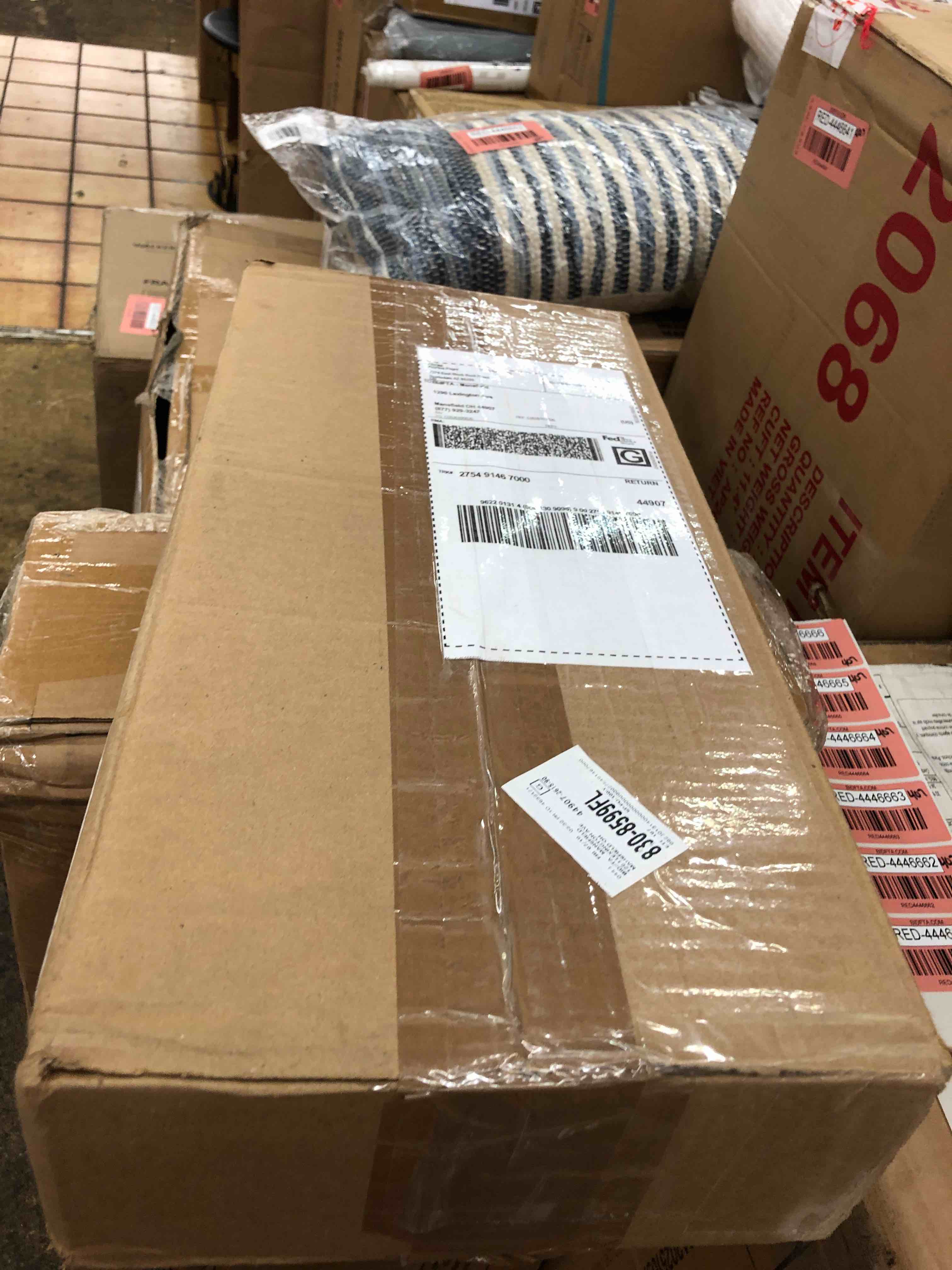 https://s3.amazonaws.com/lotting-images-prod/phillipi/RED4446661_1721910849984.jpeg