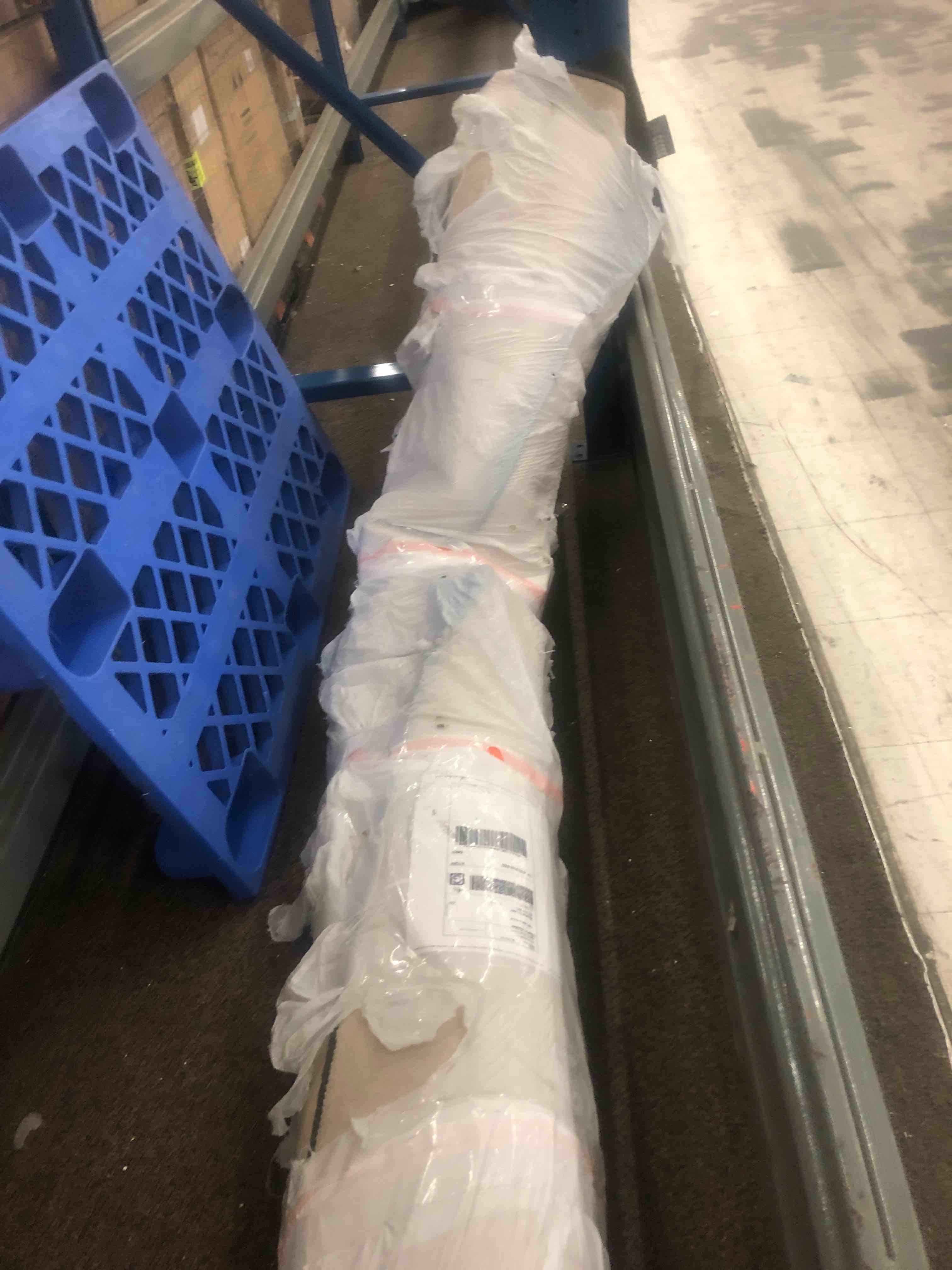 https://s3.amazonaws.com/lotting-images-prod/phillipi/RED4447775_1725380121329.jpeg