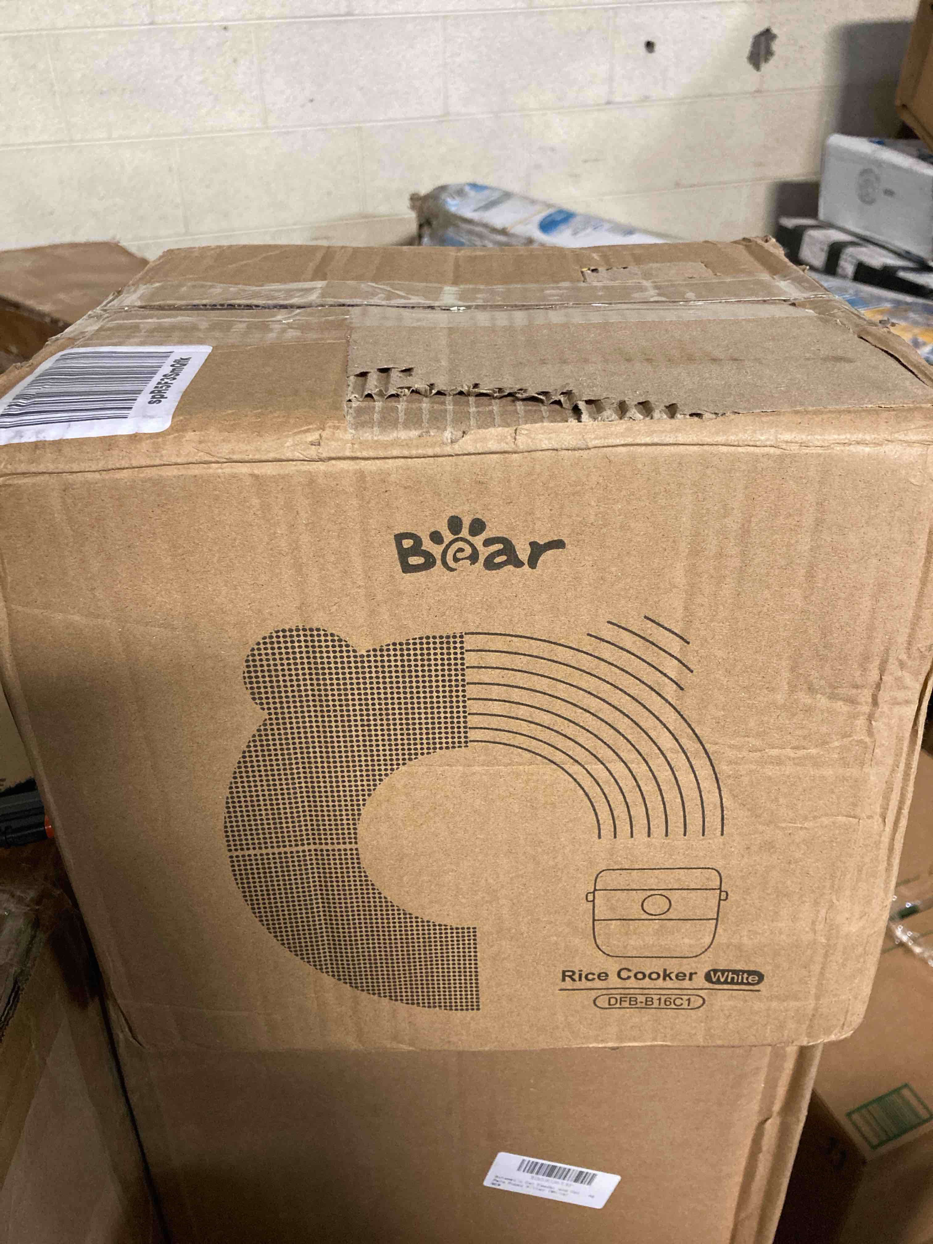 https://s3.amazonaws.com/lotting-images-prod/phillipi/RED4749519_1701894992039.jpeg