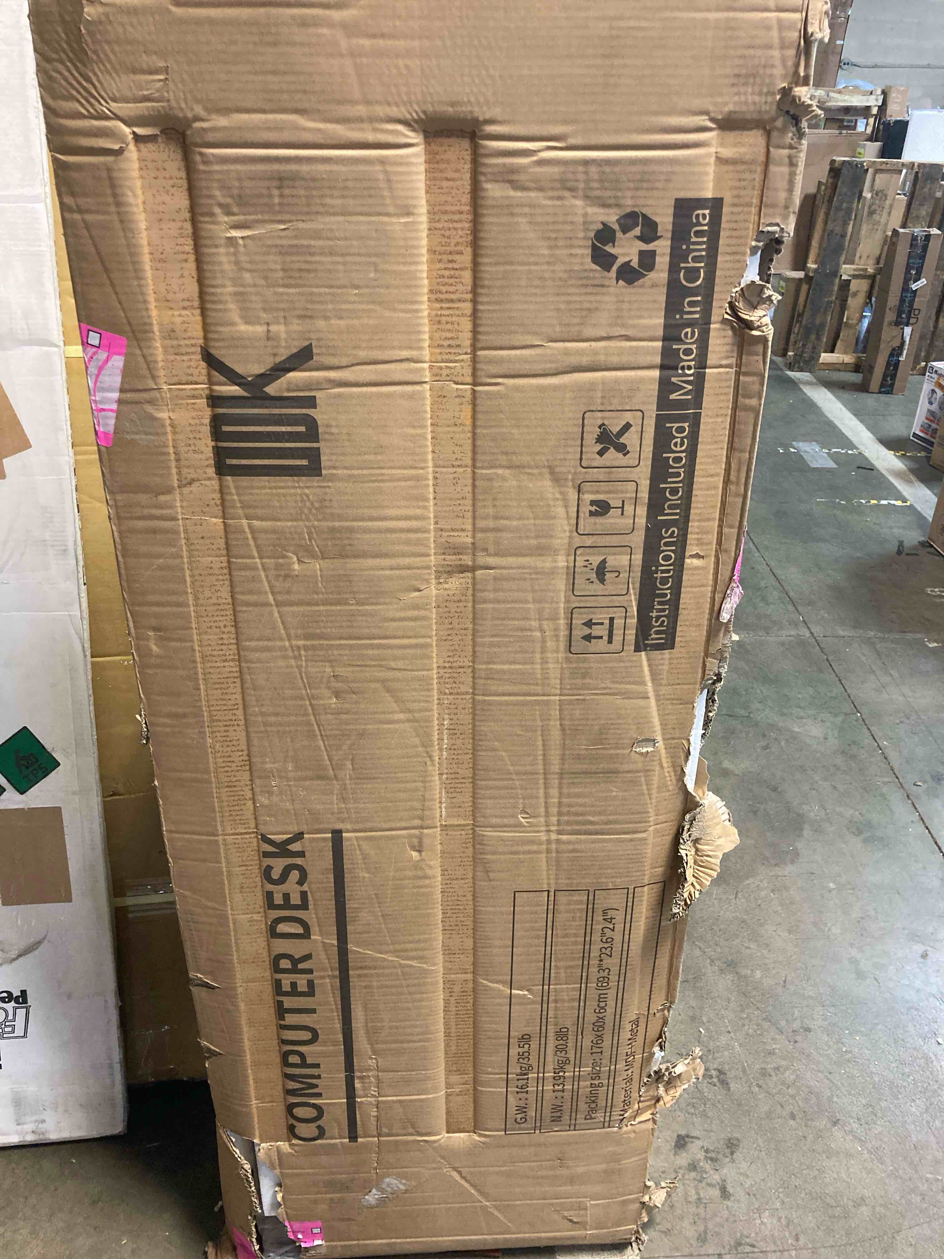 https://s3.amazonaws.com/lotting-images-prod/phillipi/RED4749856_1702668993518.jpeg