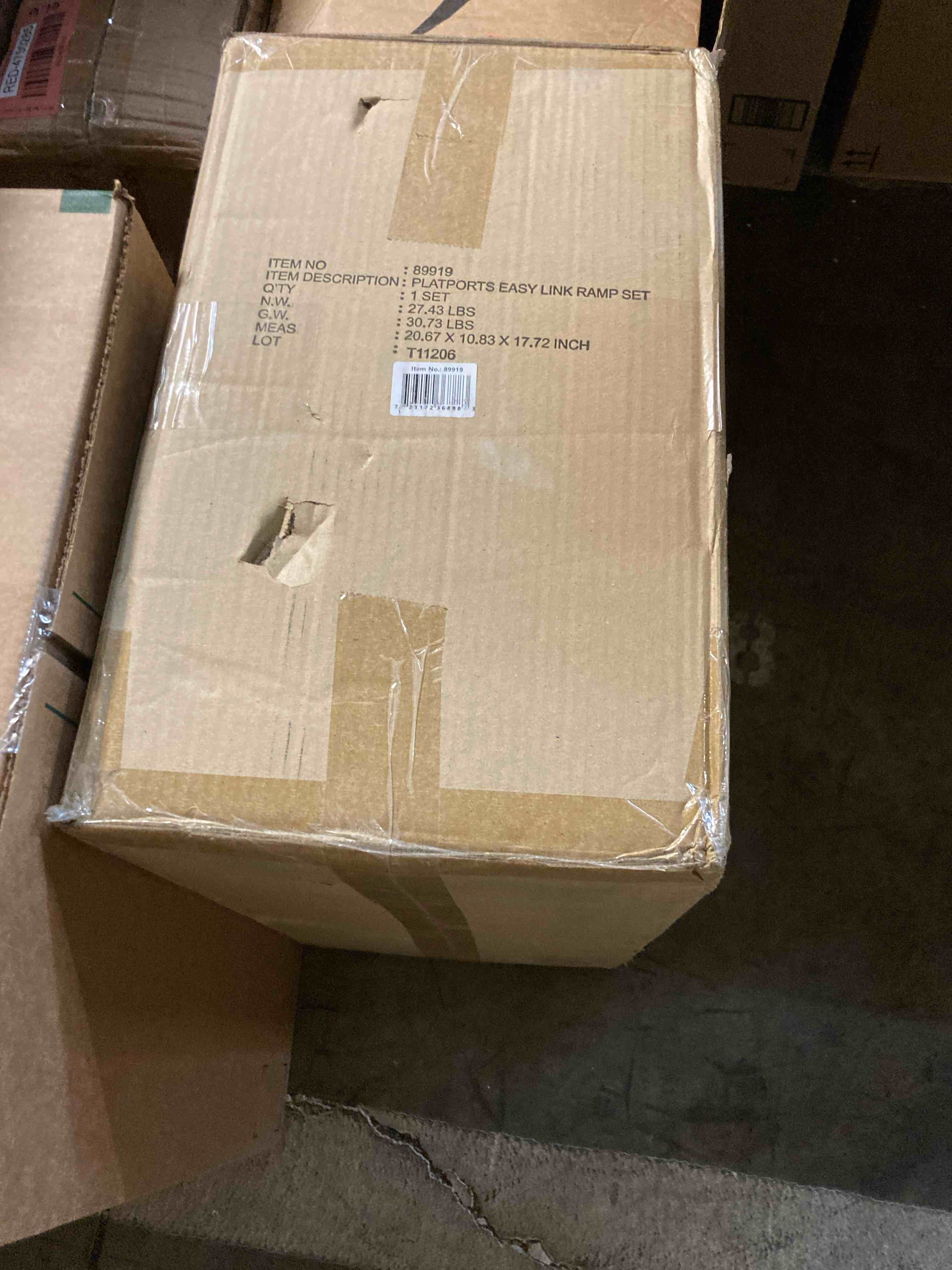 https://s3.amazonaws.com/lotting-images-prod/phillipi/RED4750288_1703872420461.jpeg