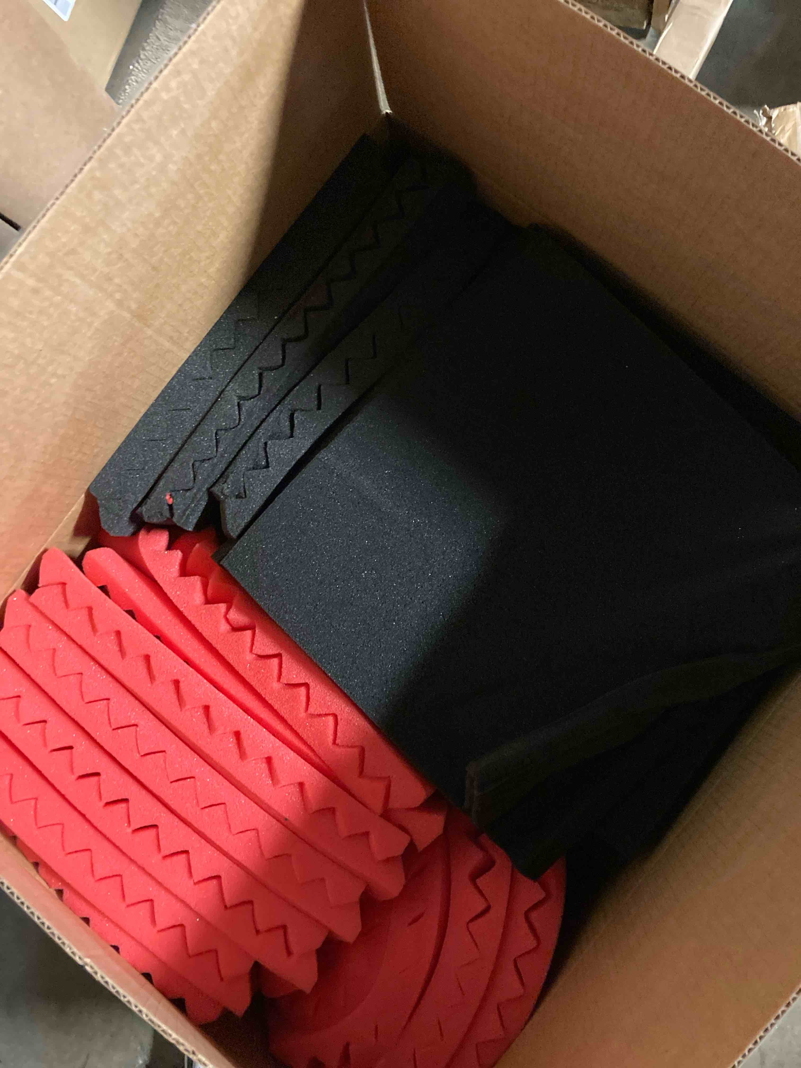 https://s3.amazonaws.com/lotting-images-prod/phillipi/RED4750321_1703791965434.jpeg