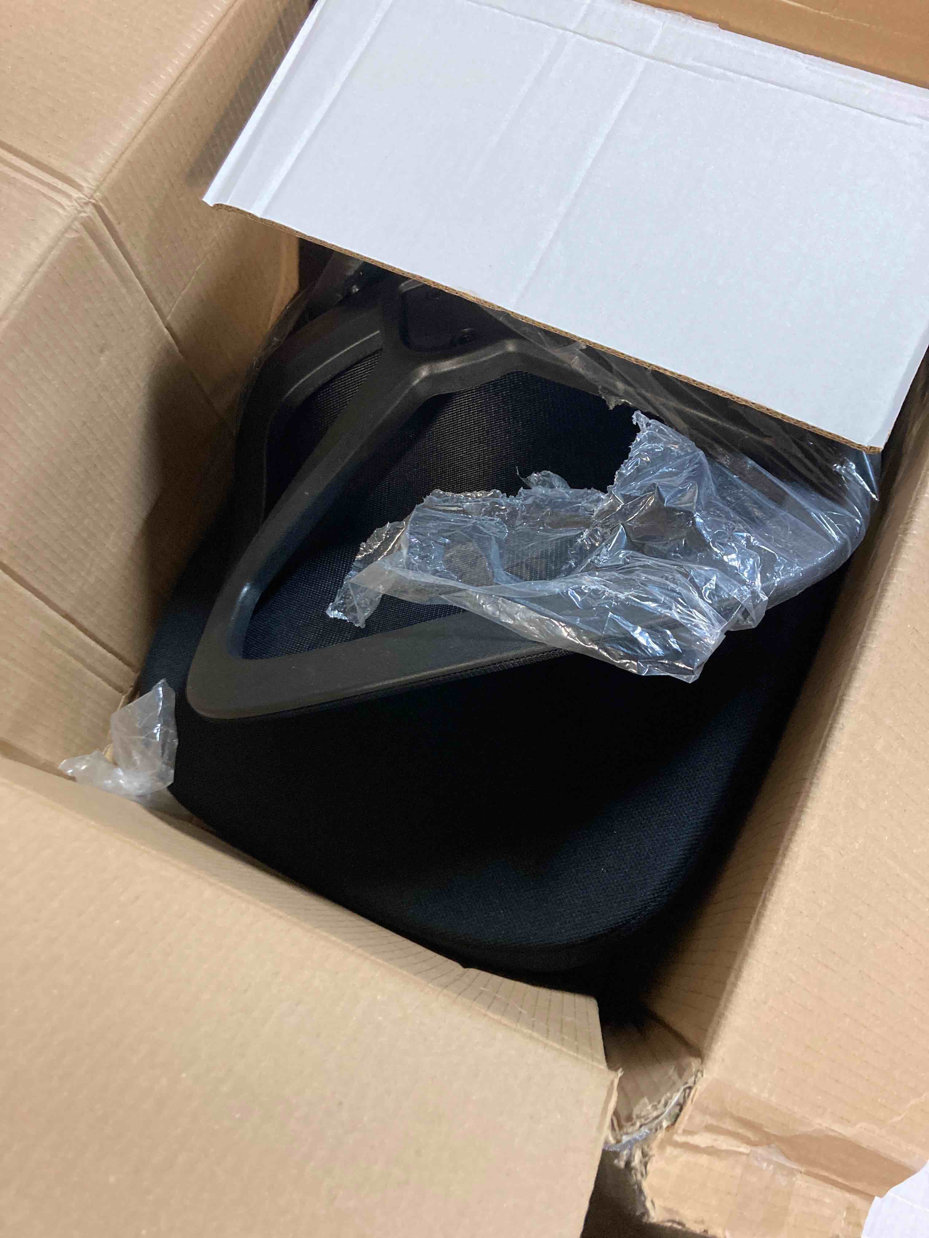 https://s3.amazonaws.com/lotting-images-prod/phillipi/RED4750436_1704388470550.jpeg