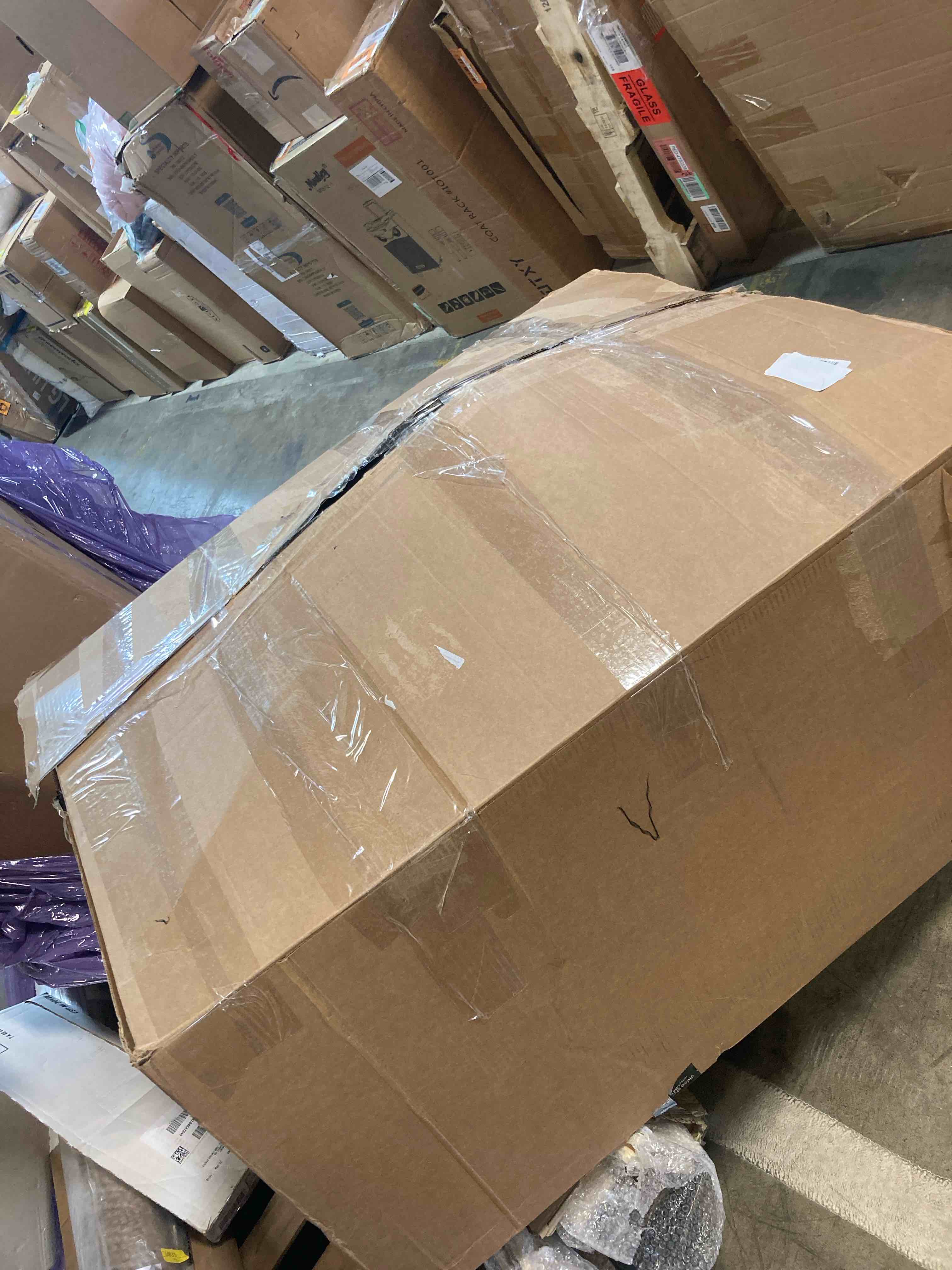 https://s3.amazonaws.com/lotting-images-prod/phillipi/RED4750466_1704305174240.jpeg
