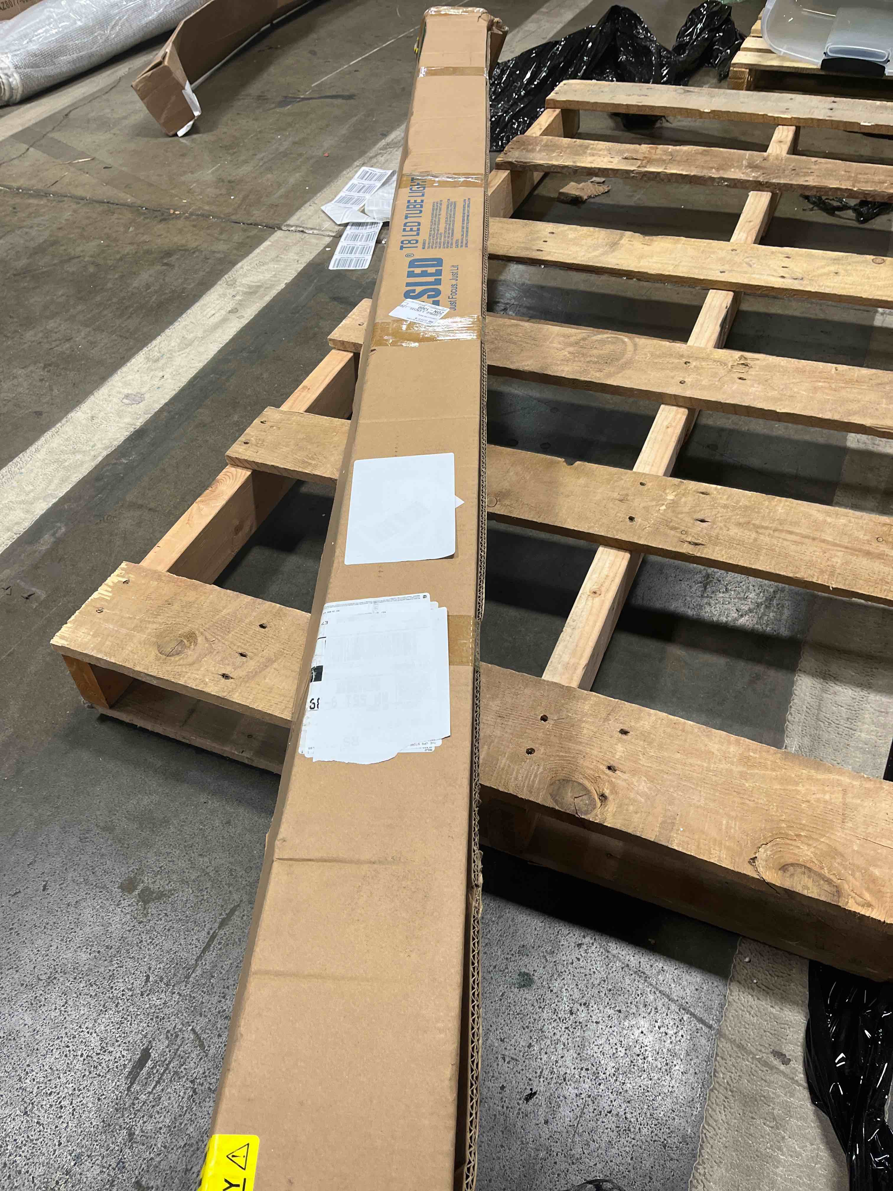 https://s3.amazonaws.com/lotting-images-prod/phillipi/RED4750509_1704308883319.jpeg