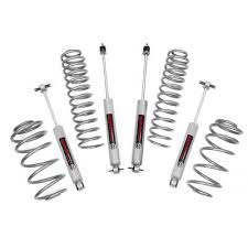 Rough Country® 653.20 - 2.5" Front and Rear Suspension Lift Kit more details on - https://www.carid.com/rough-country/2-5-front-and-rear-suspension-lift-kit