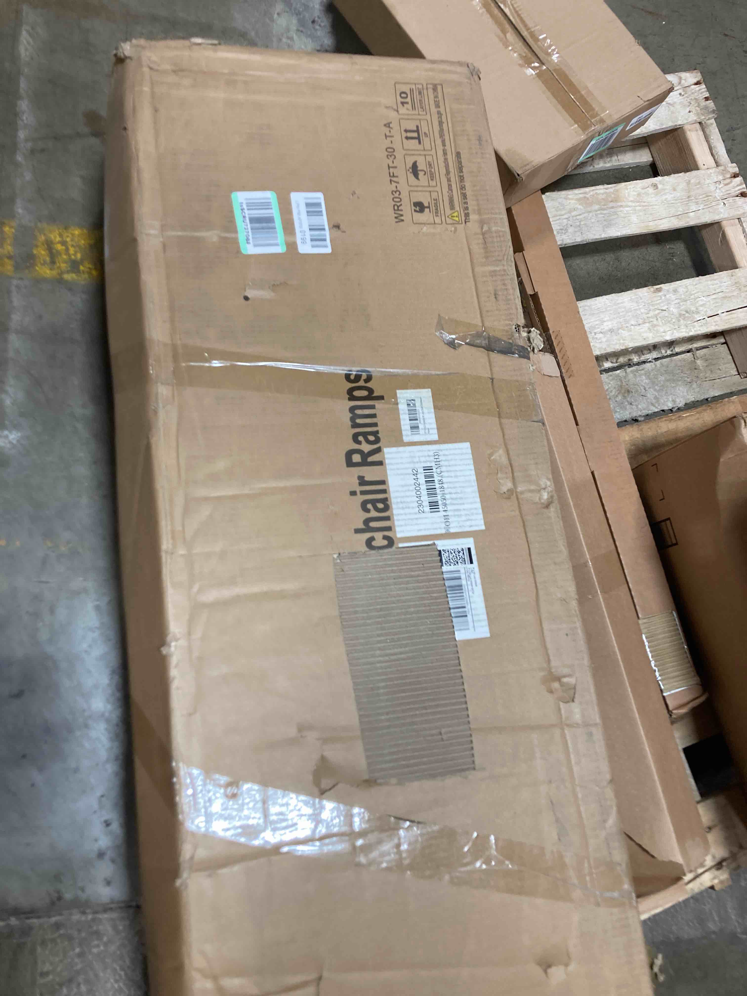 https://s3.amazonaws.com/lotting-images-prod/phillipi/RED4750716_1704733746502.jpeg