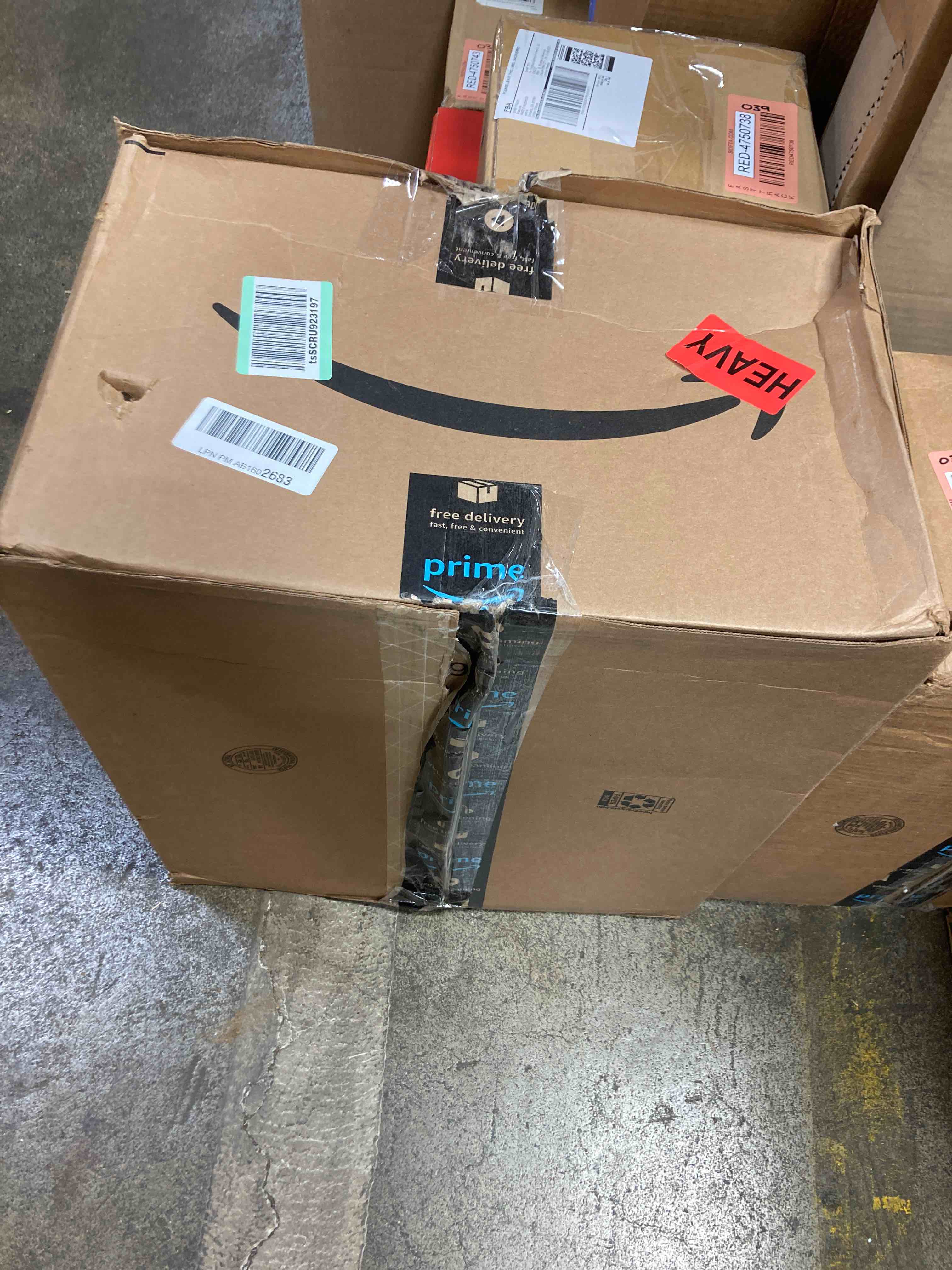 https://s3.amazonaws.com/lotting-images-prod/phillipi/RED4750733_1704731657886.jpeg