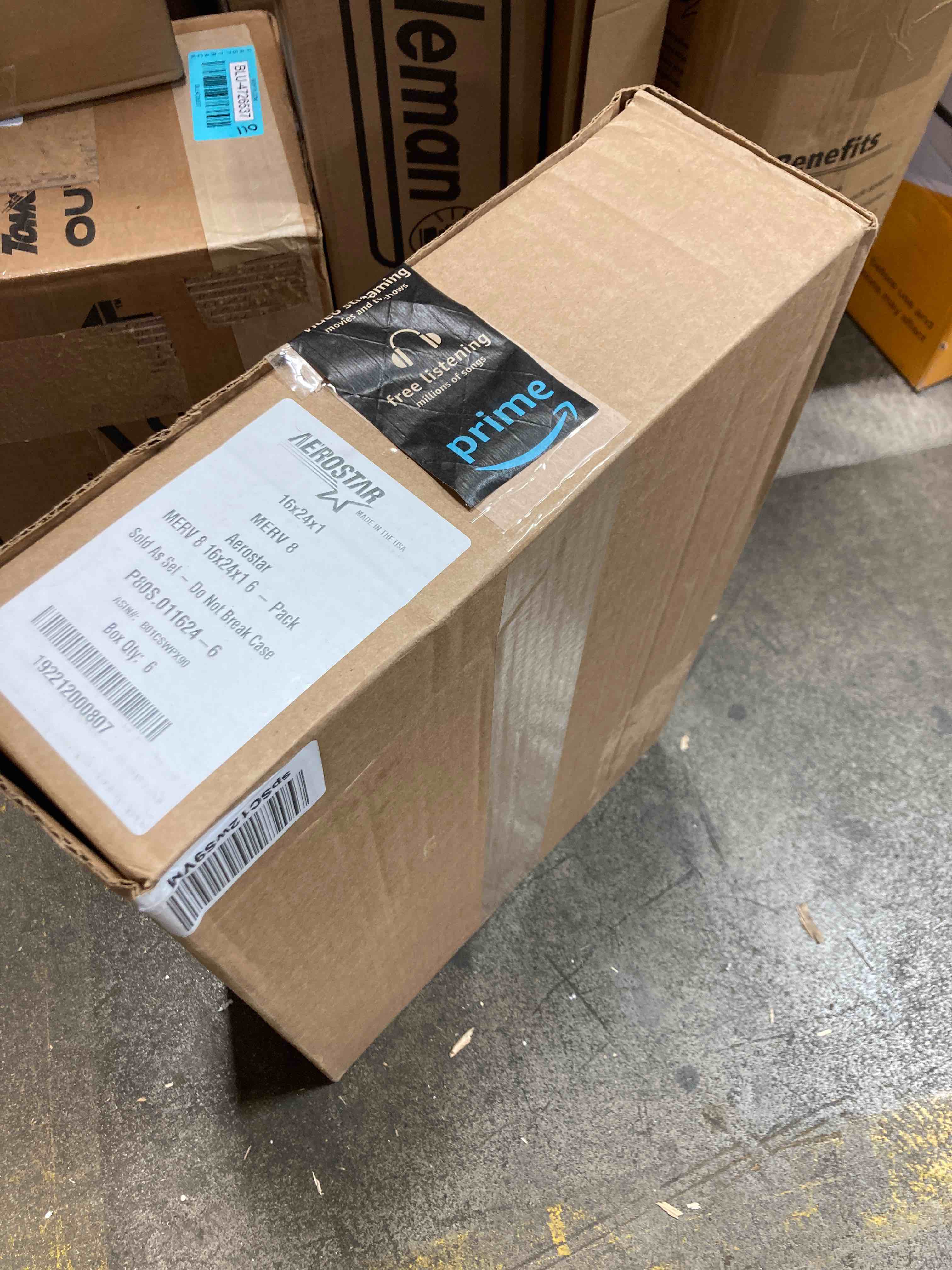 https://s3.amazonaws.com/lotting-images-prod/phillipi/RED4750740_1704730317809.jpeg