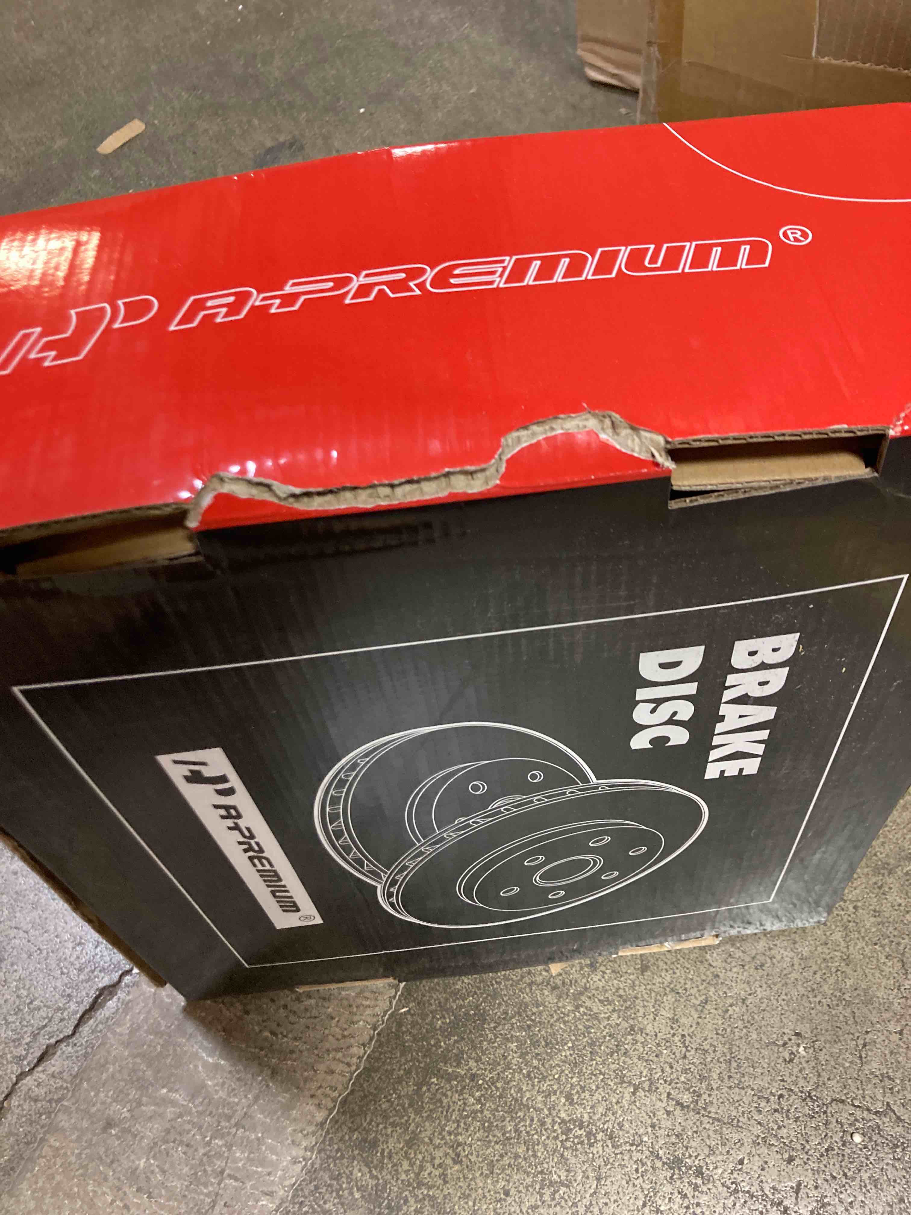https://s3.amazonaws.com/lotting-images-prod/phillipi/RED4750742_1704730012170.jpeg