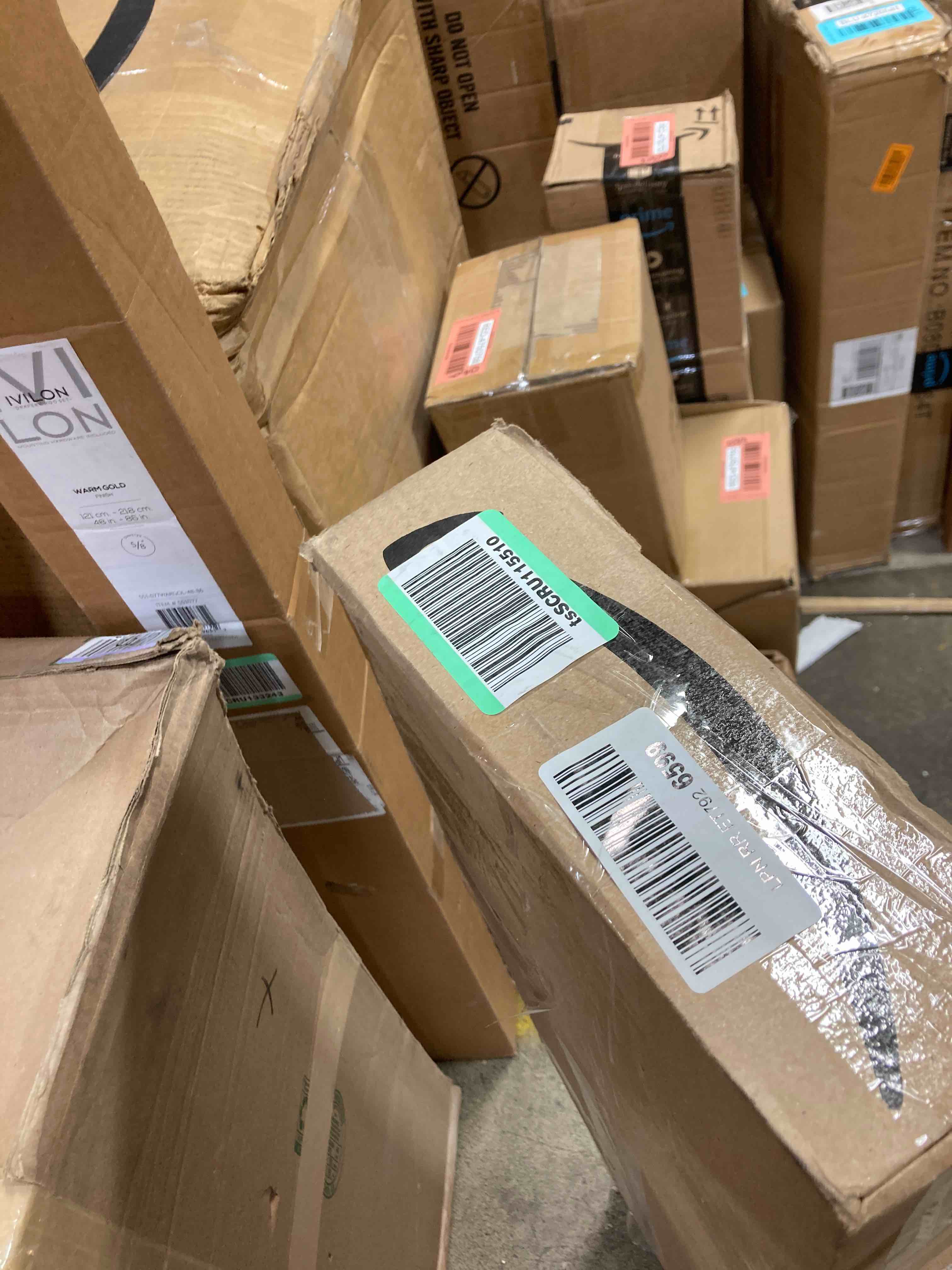 https://s3.amazonaws.com/lotting-images-prod/phillipi/RED4750746_1704729556672.jpeg