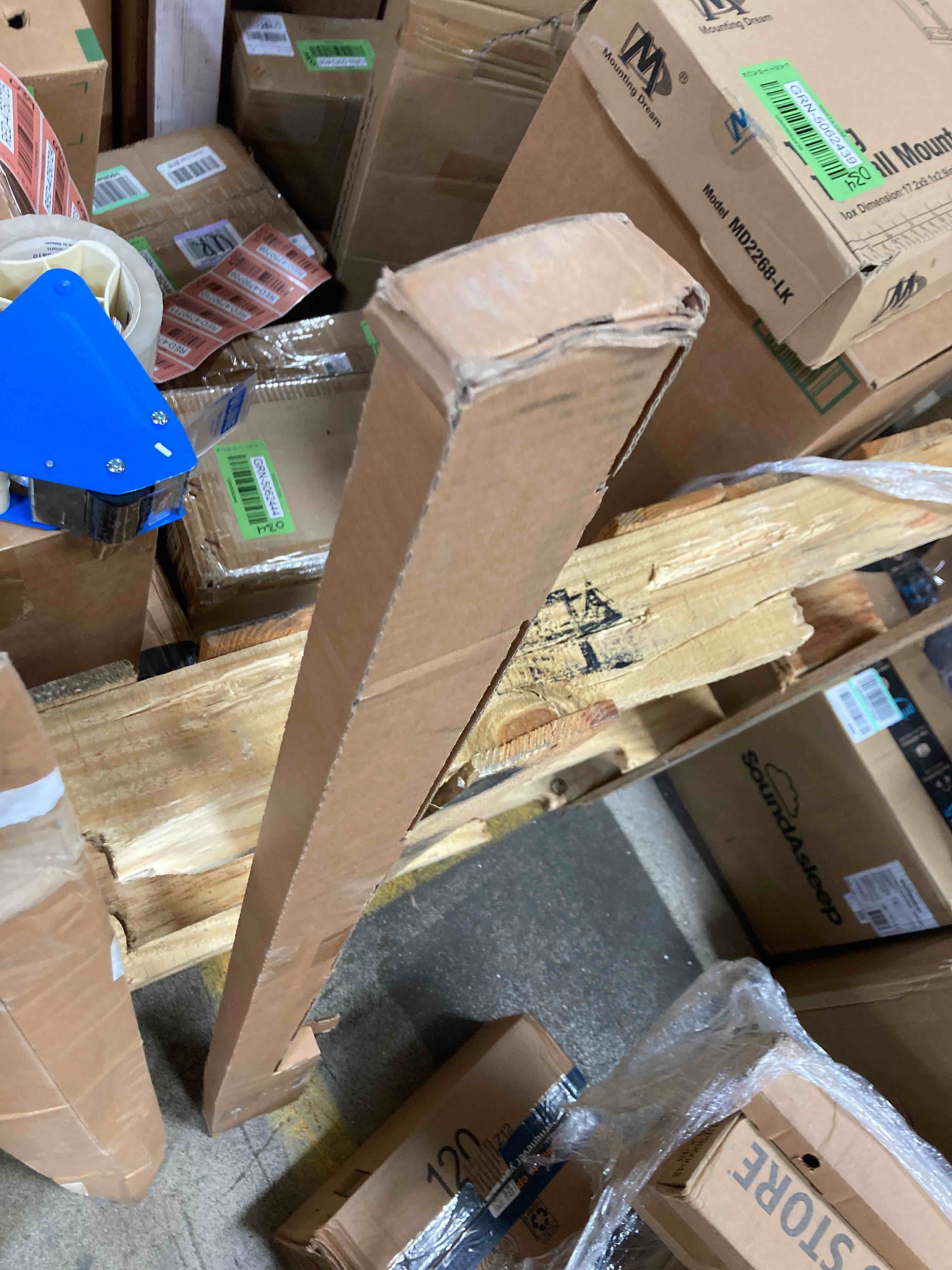 https://s3.amazonaws.com/lotting-images-prod/phillipi/RED4750751_1704728720787.jpeg