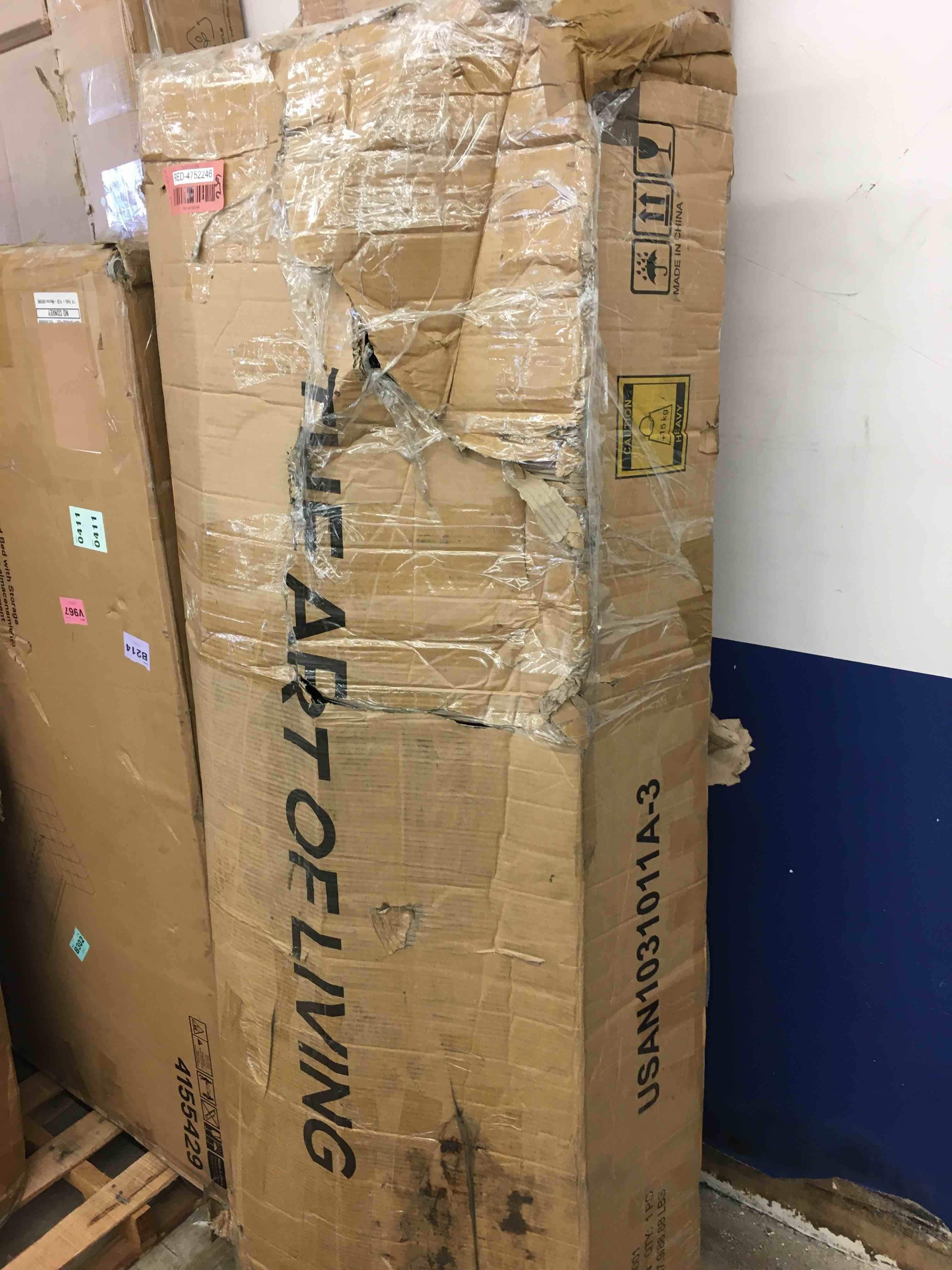 https://s3.amazonaws.com/lotting-images-prod/phillipi/RED4752246_1691163989590.jpeg