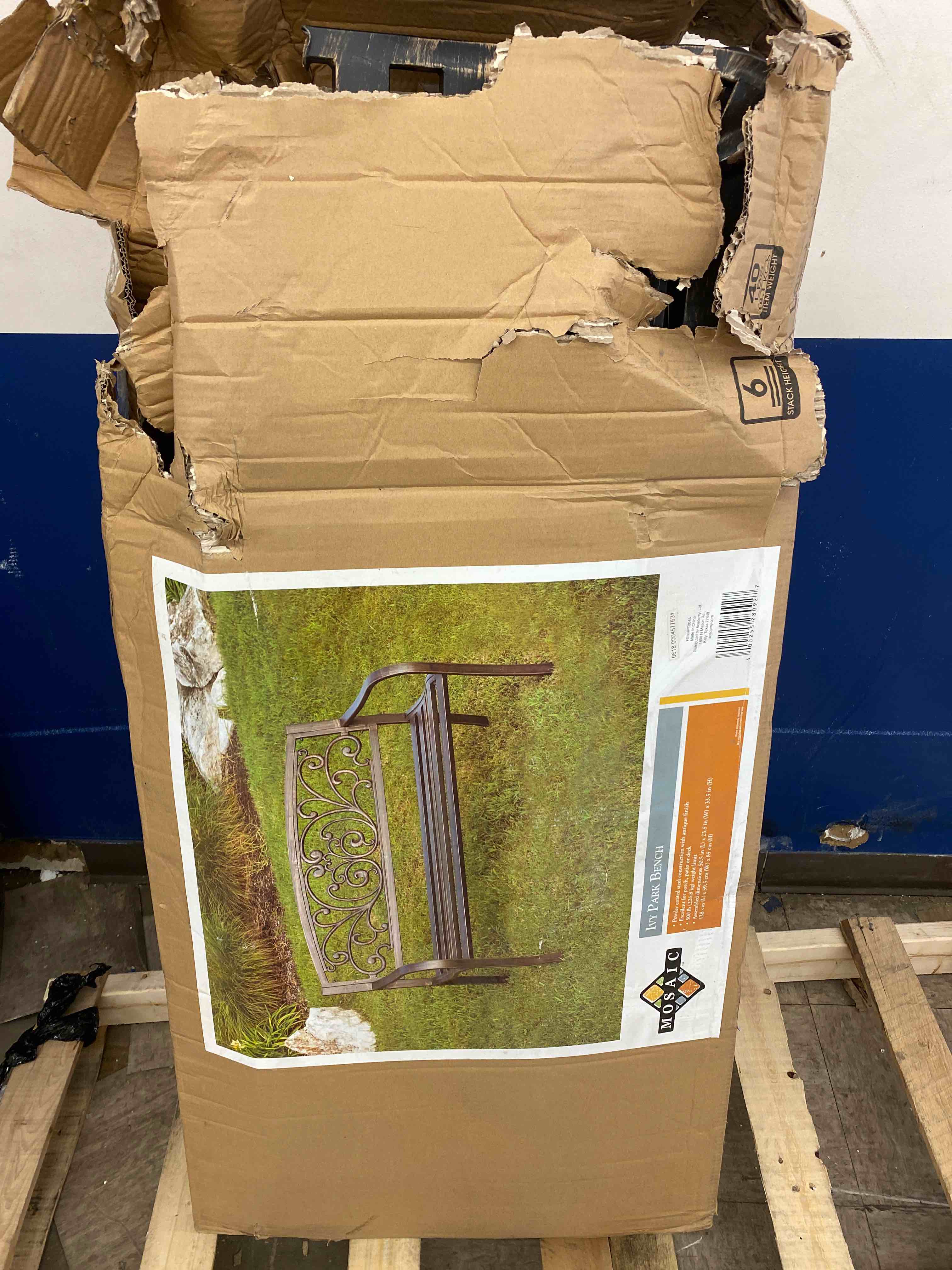 https://s3.amazonaws.com/lotting-images-prod/phillipi/RED4752310_1694458173550.jpeg