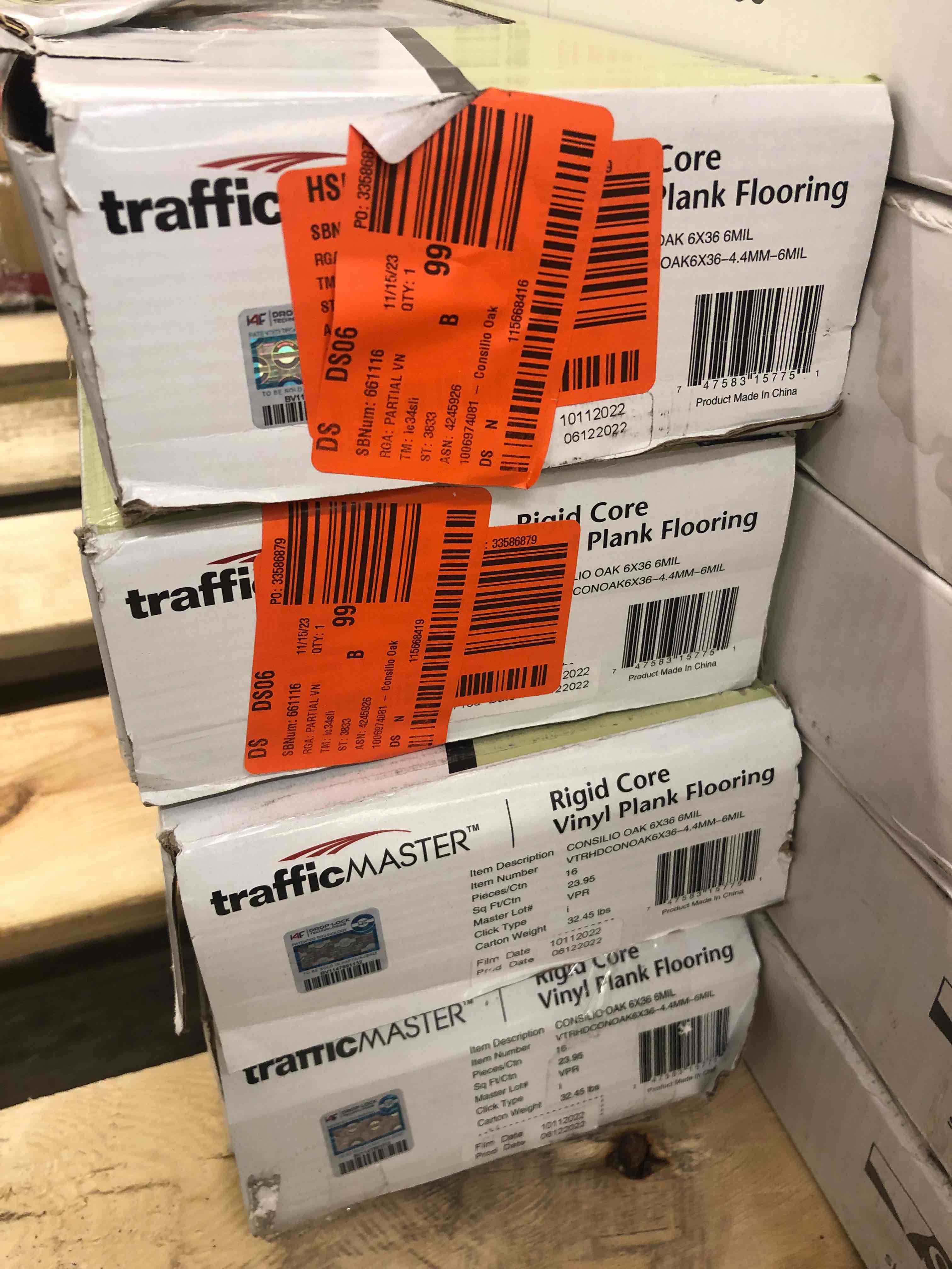 https://s3.amazonaws.com/lotting-images-prod/phillipi/RED4753696_1701274136996.jpeg