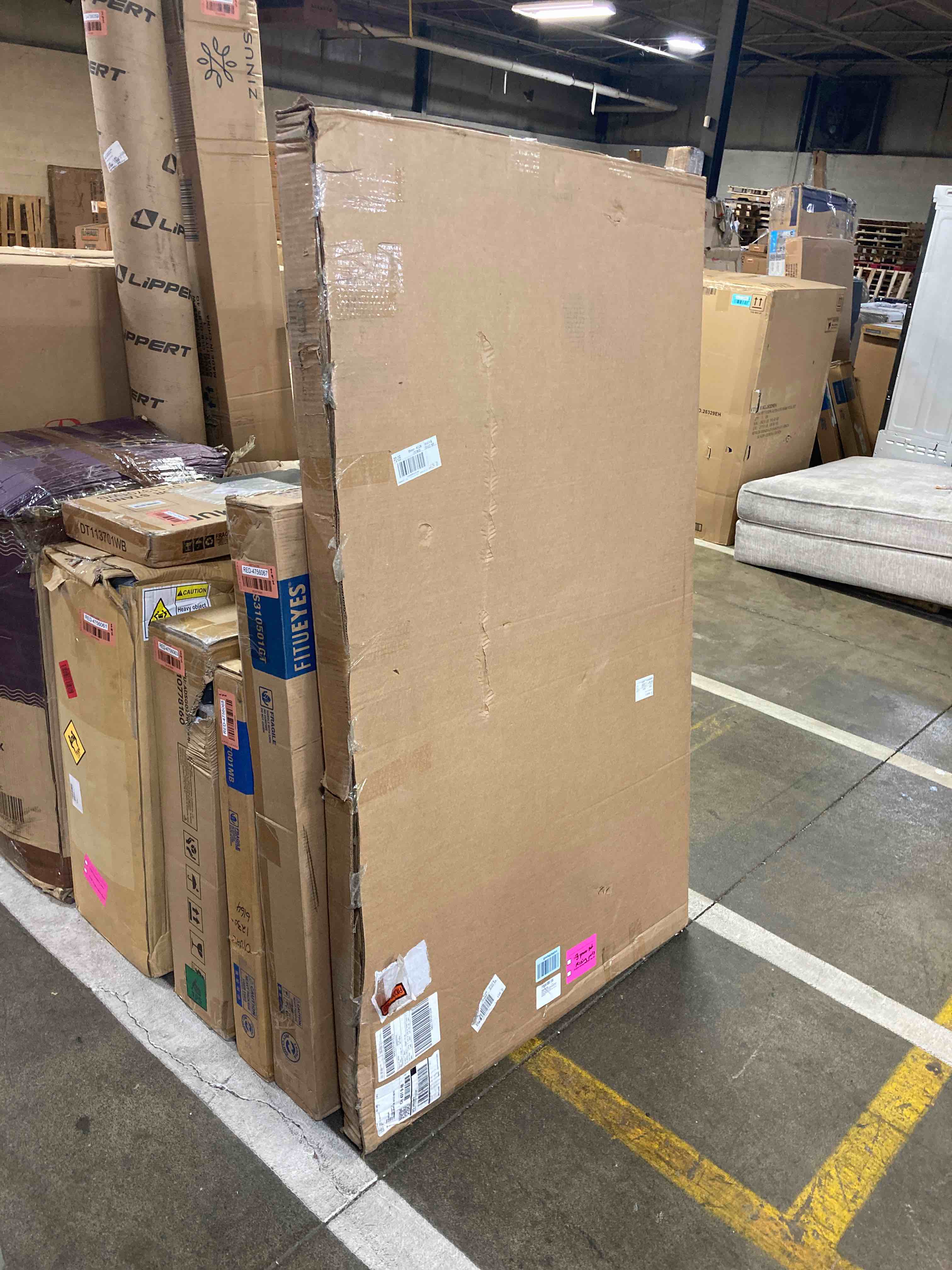 https://s3.amazonaws.com/lotting-images-prod/phillipi/RED4756069_1690219044435.jpeg